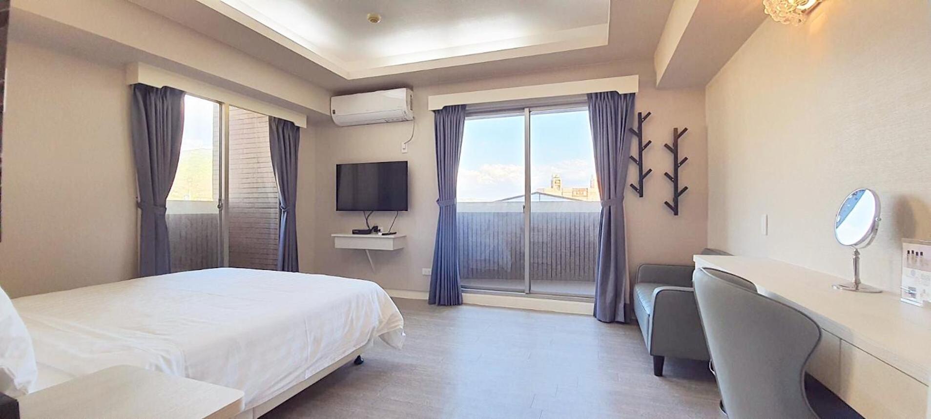 SUN 9 Inn view 3