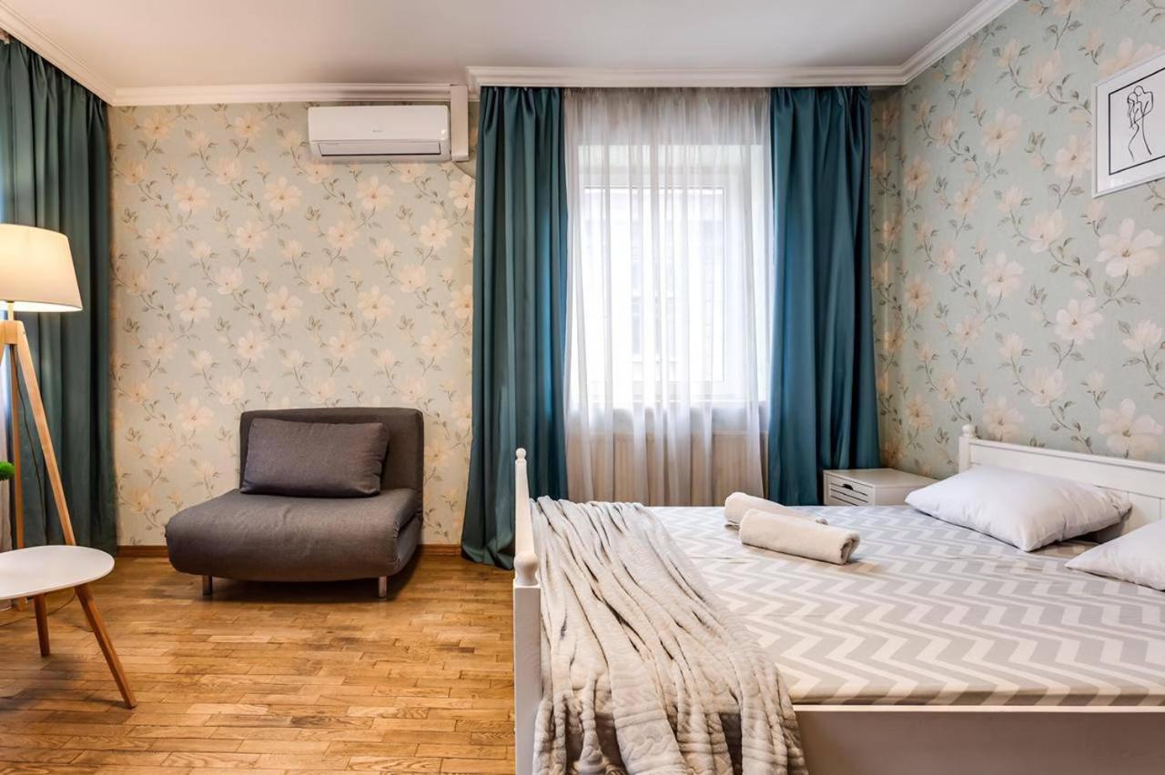Apartamenty on Knyazya Romana