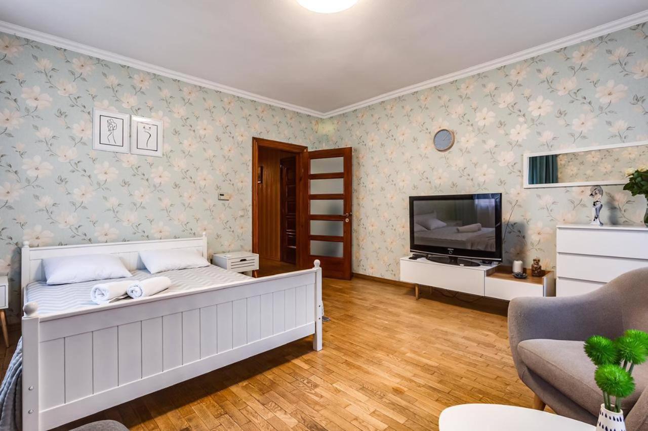 Apartamenty on Knyazya Romana