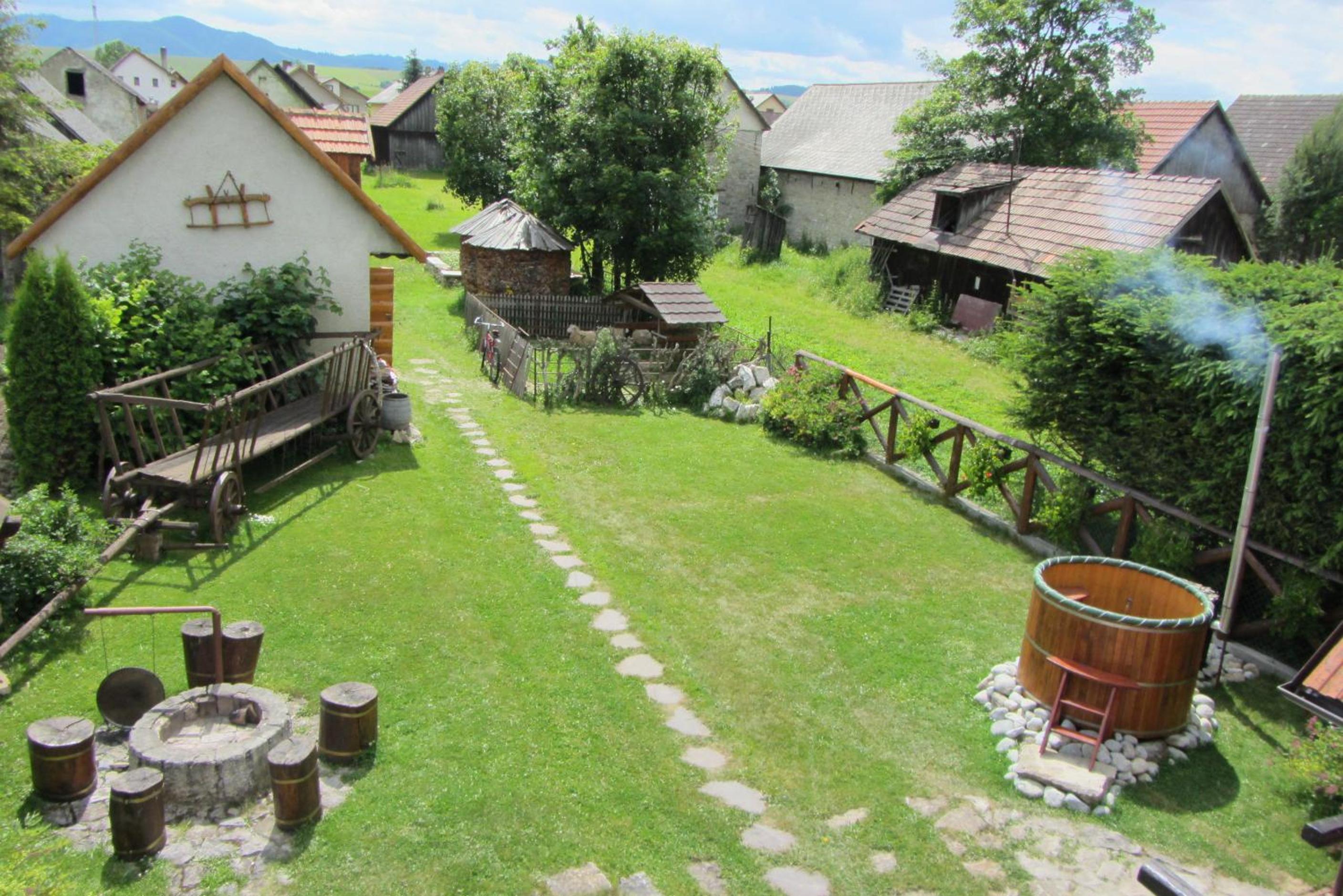 Photo 18
