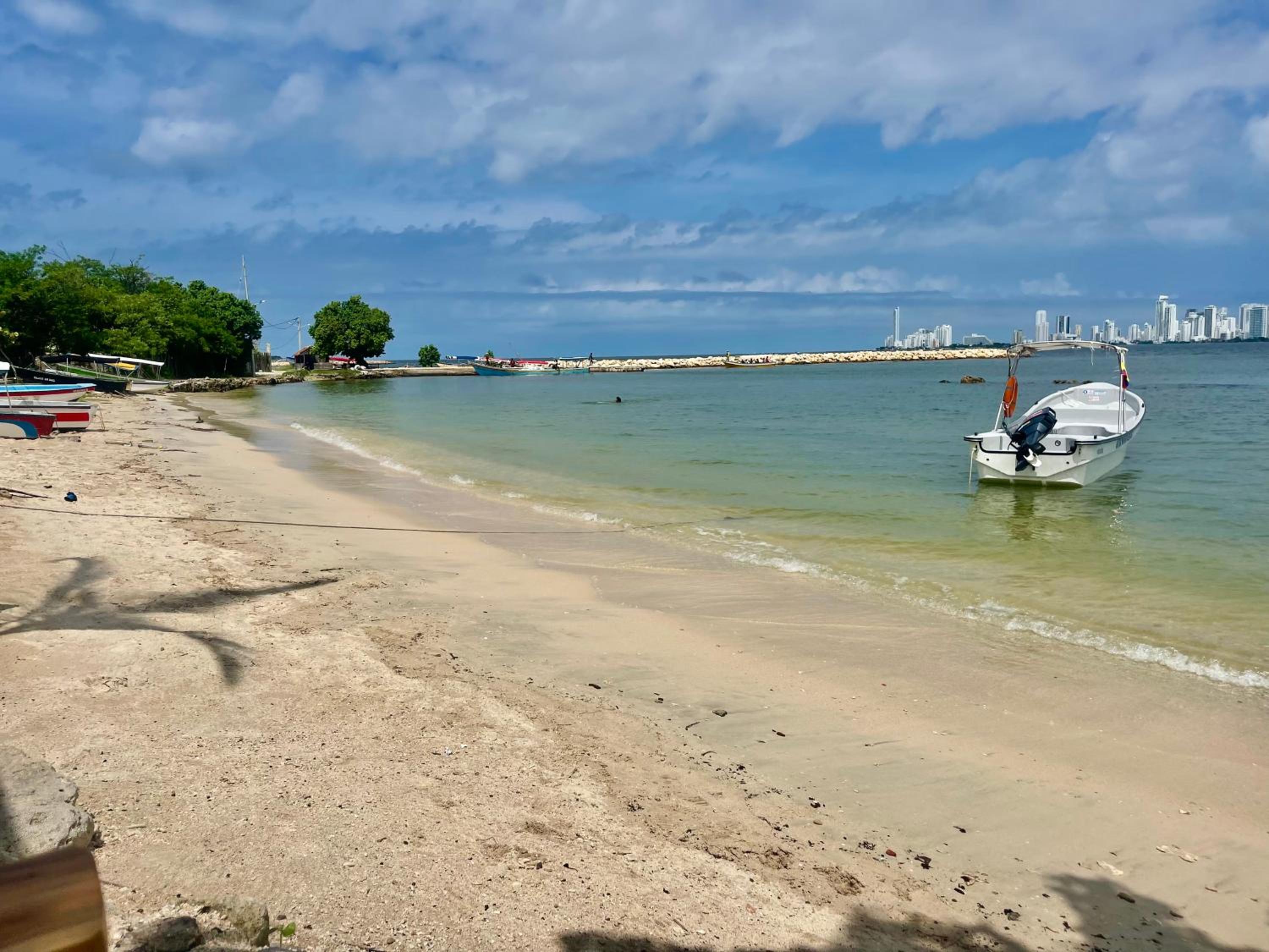 Mira Mira Beach