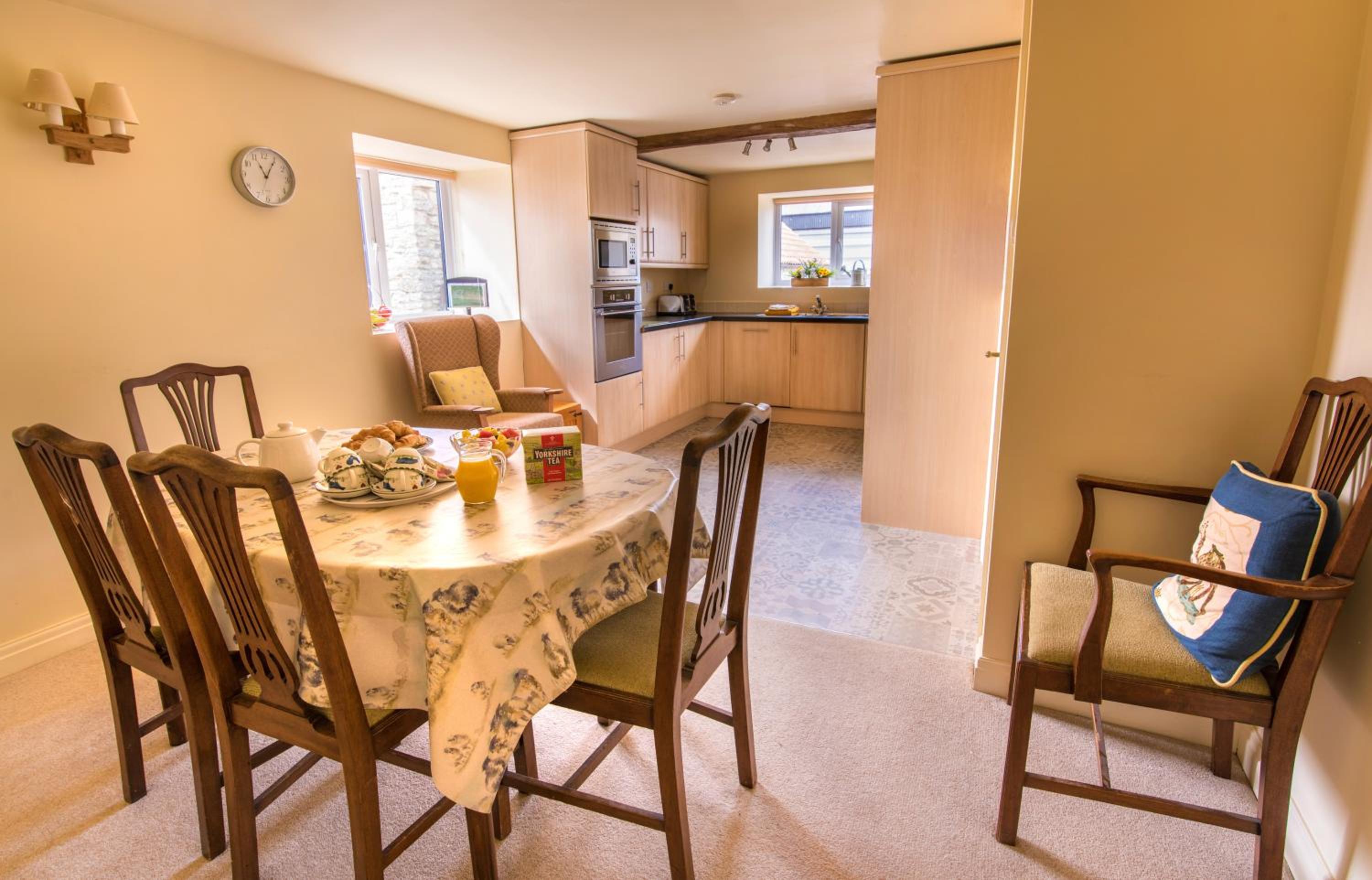 Valley View Farm Holiday Cottages view 4