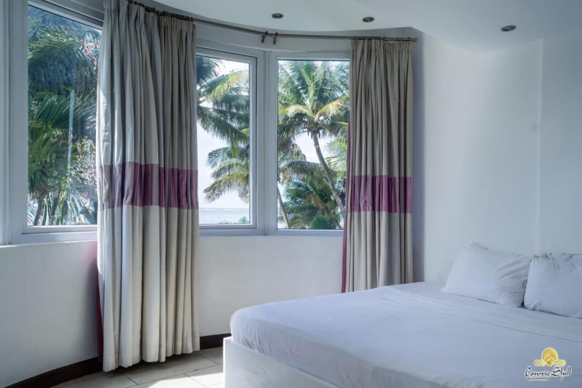 Rosy Sea Front Beach Condo view 4