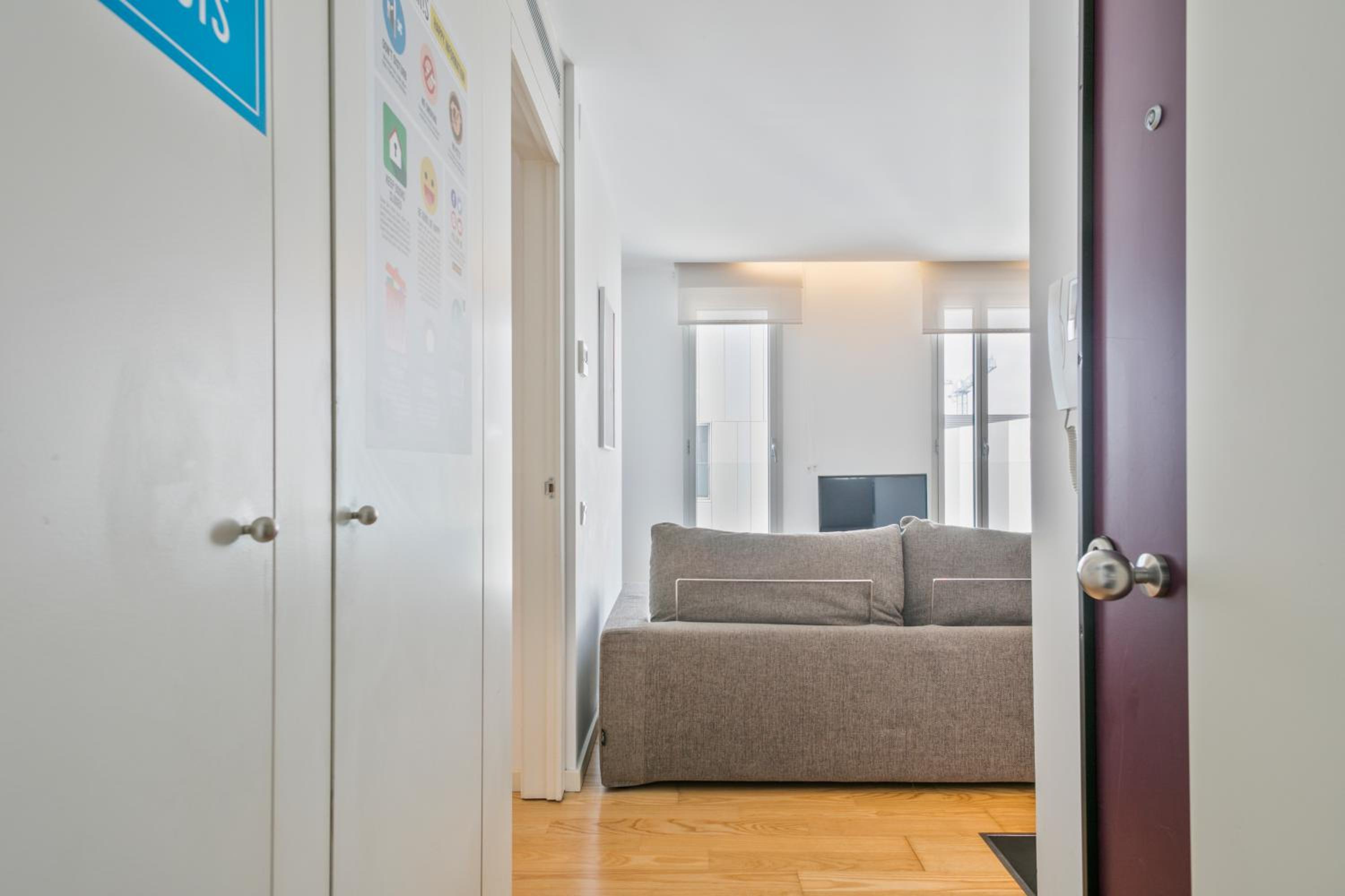 Lugaris Beach Apartments