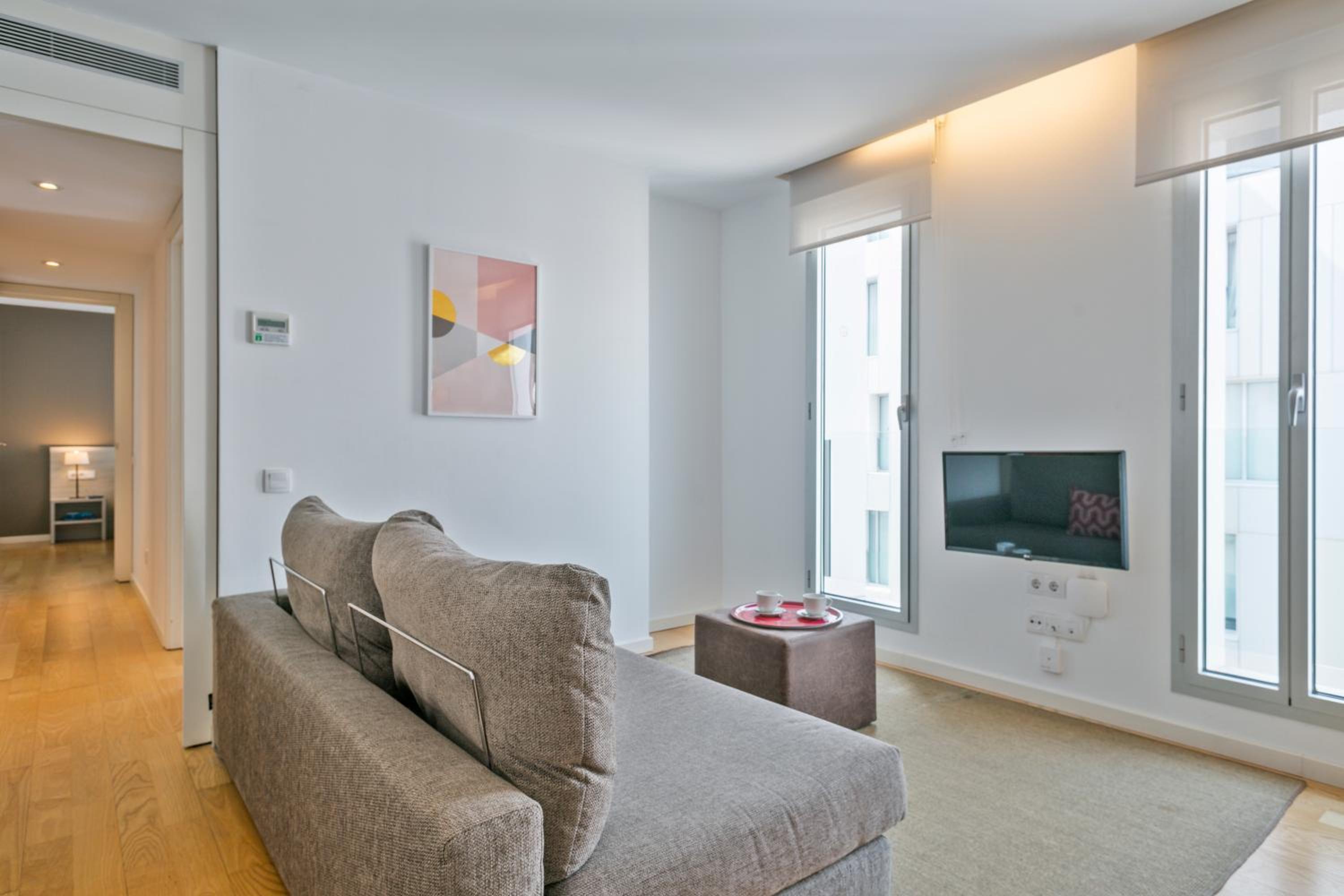 Lugaris Beach Apartments