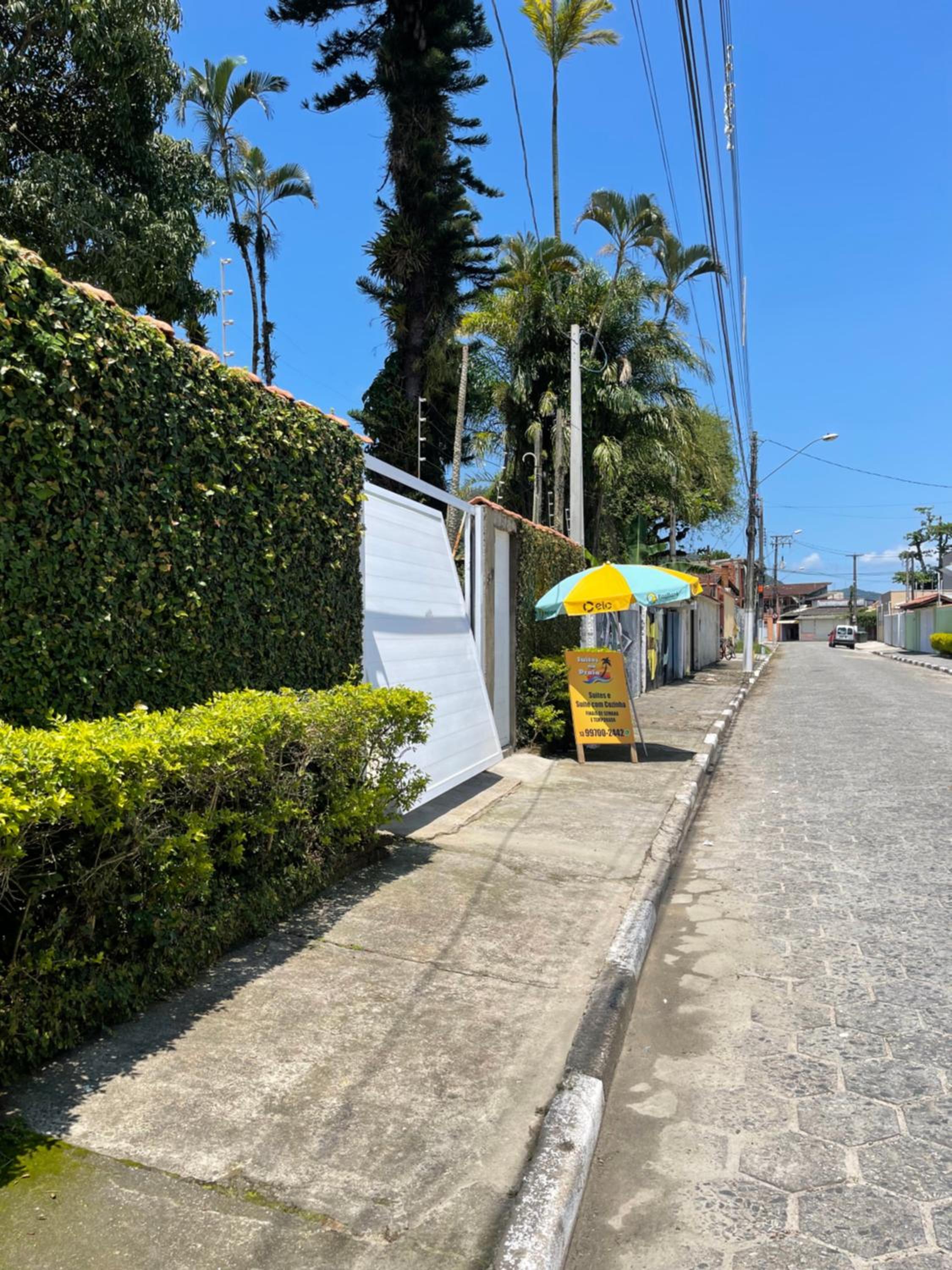 BERTIOGA suítes na praia centro view 2