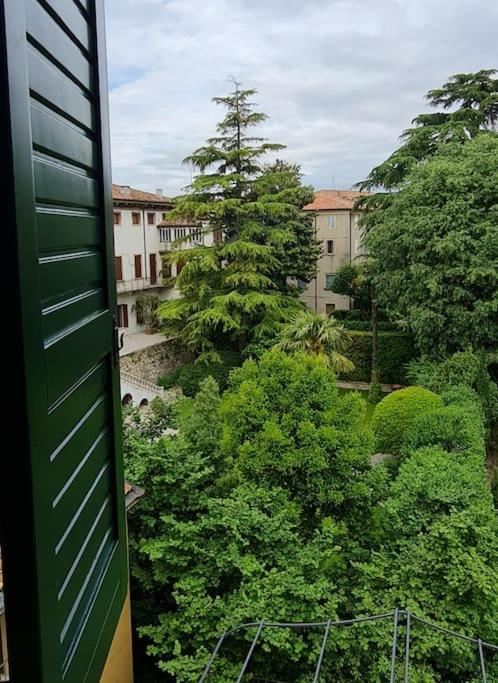 Queen Verona Luxury Apartment view 4