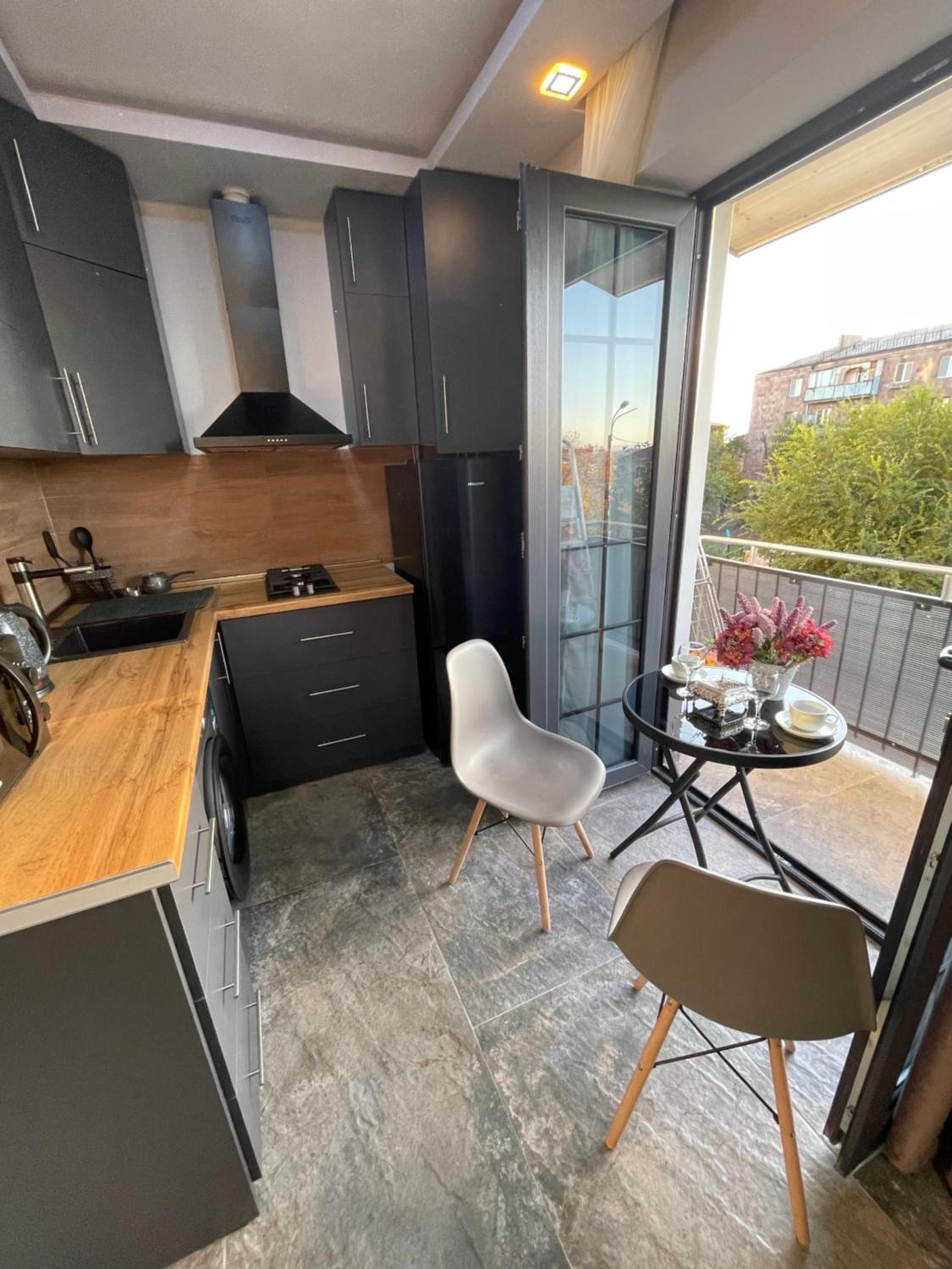 Designed Apartment with French Balcony SELF CHECK IN