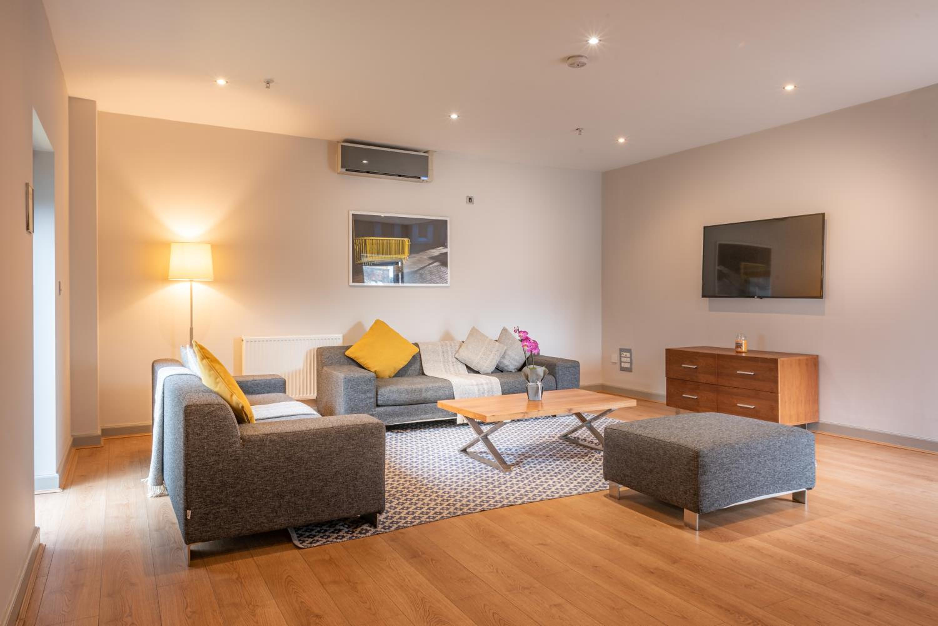 PREMIER SUITES PLUS Glasgow George Square