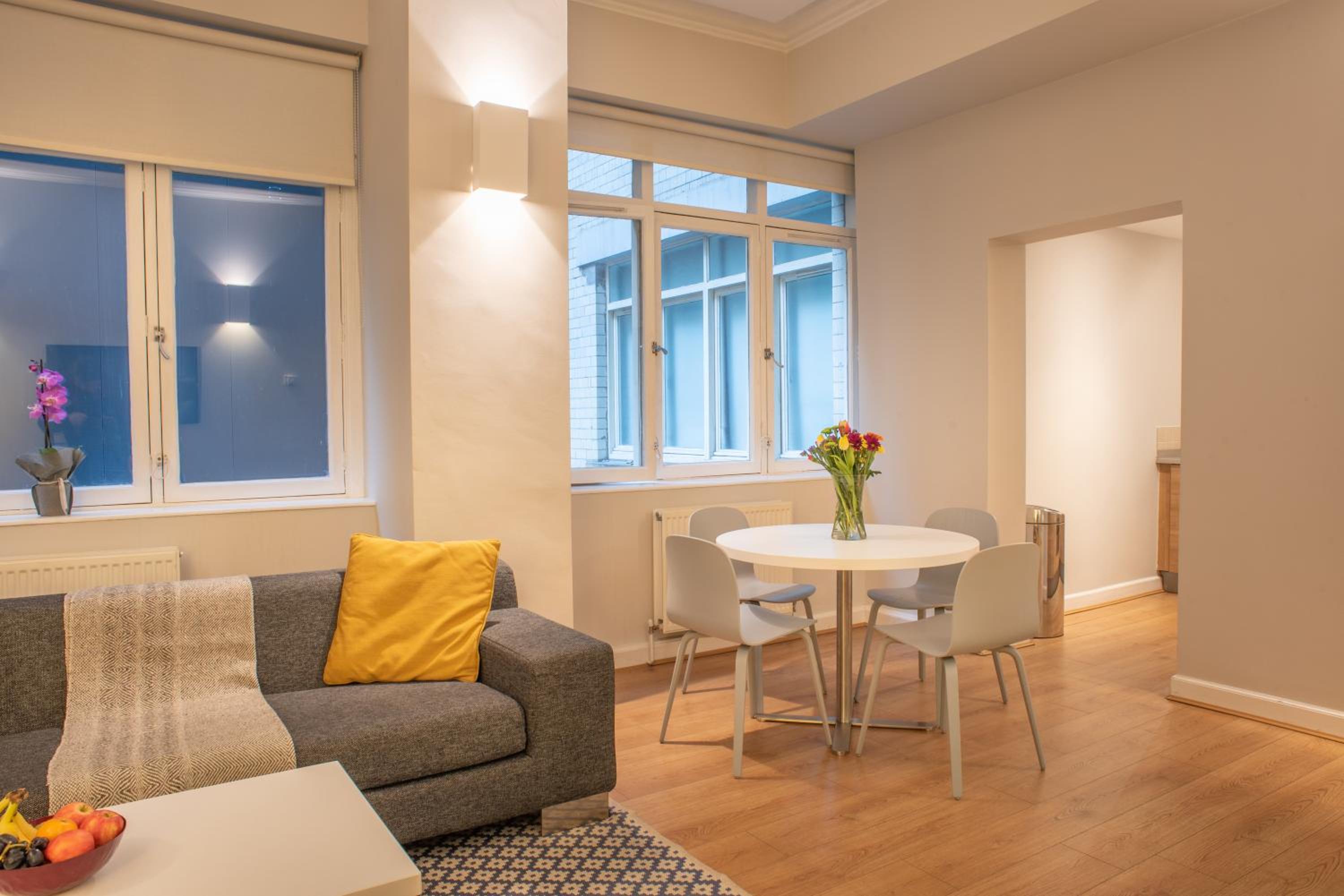 PREMIER SUITES PLUS Glasgow George Square