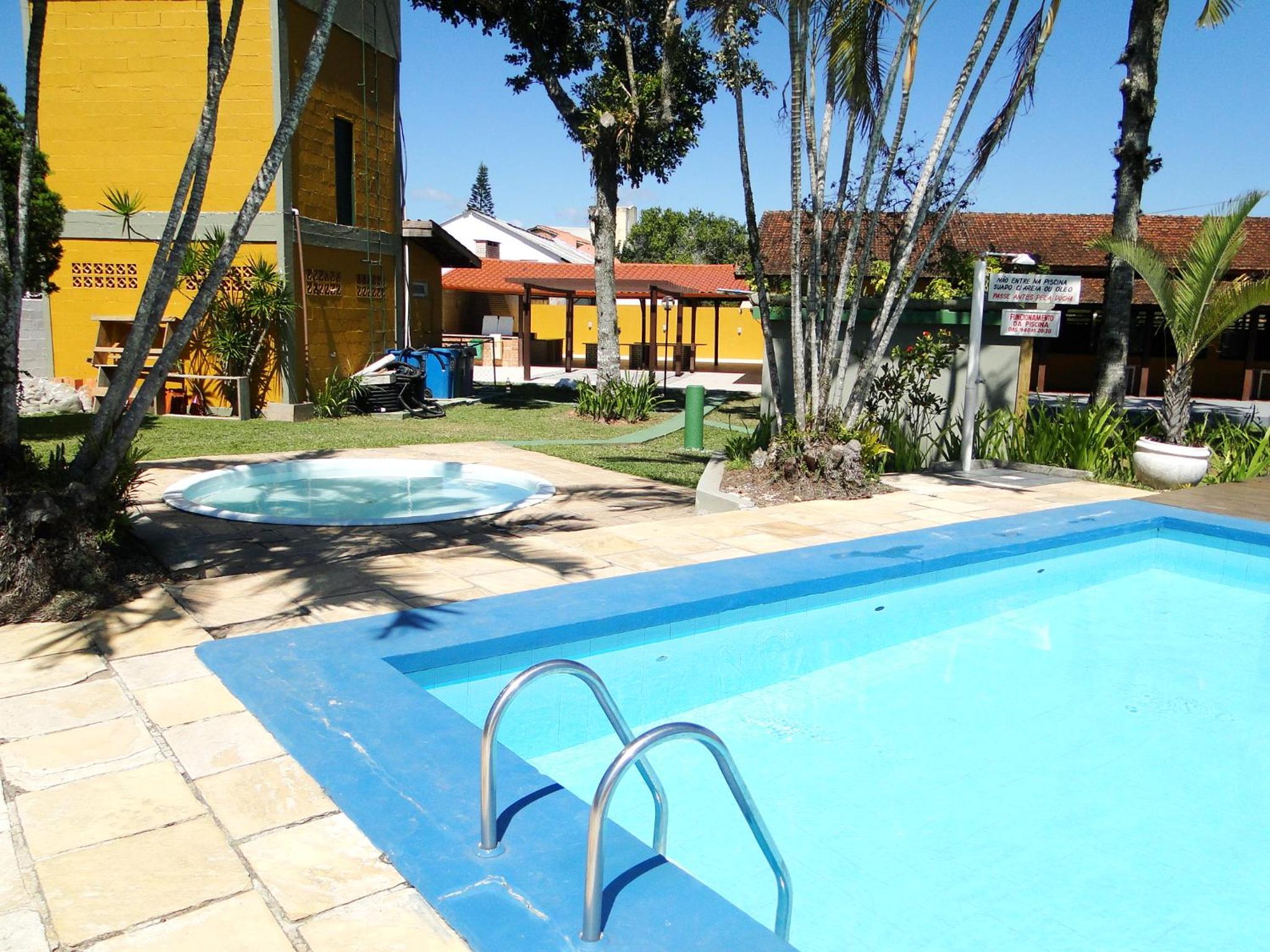 Casa com piscina para família