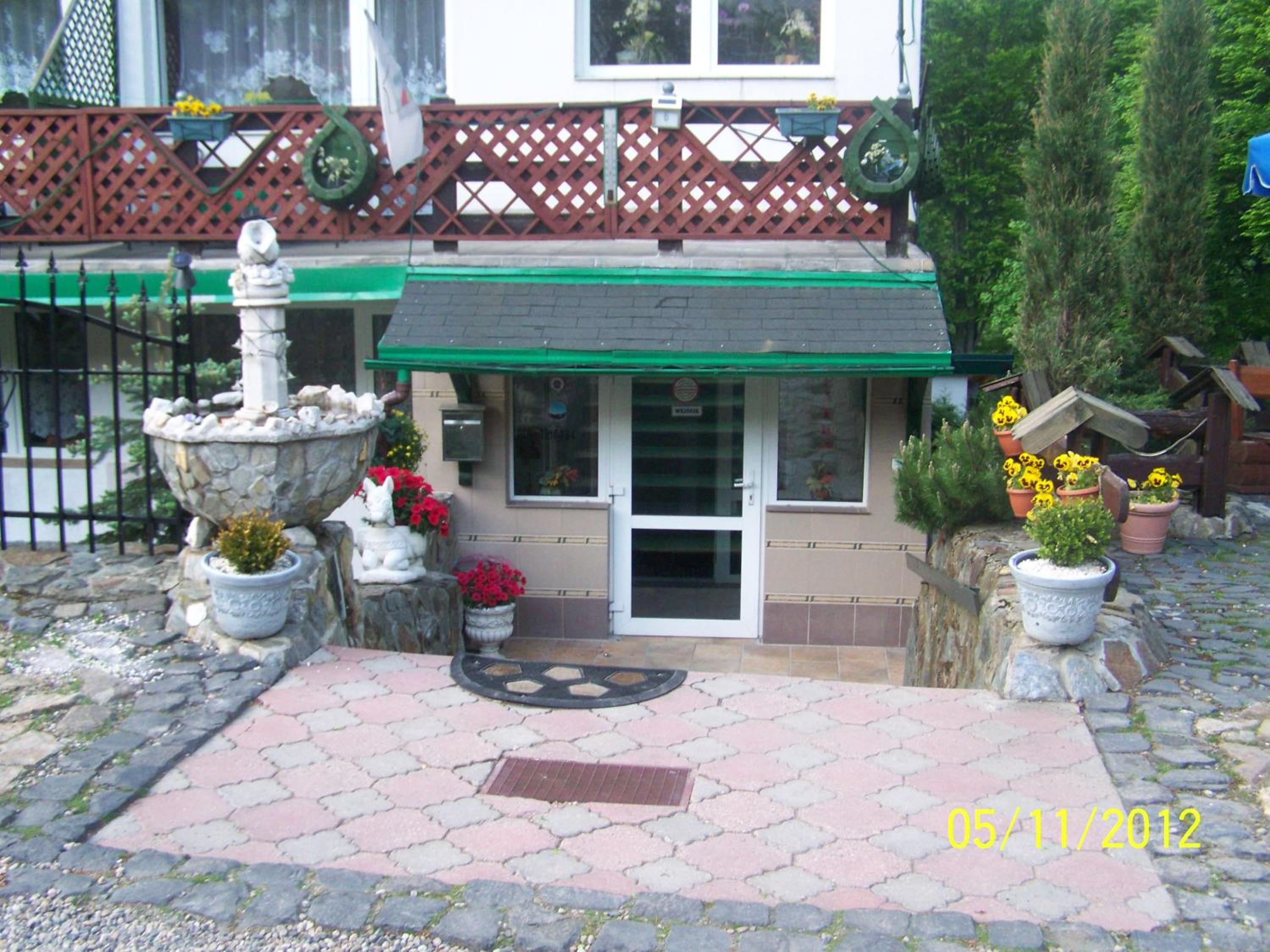 Photo 38