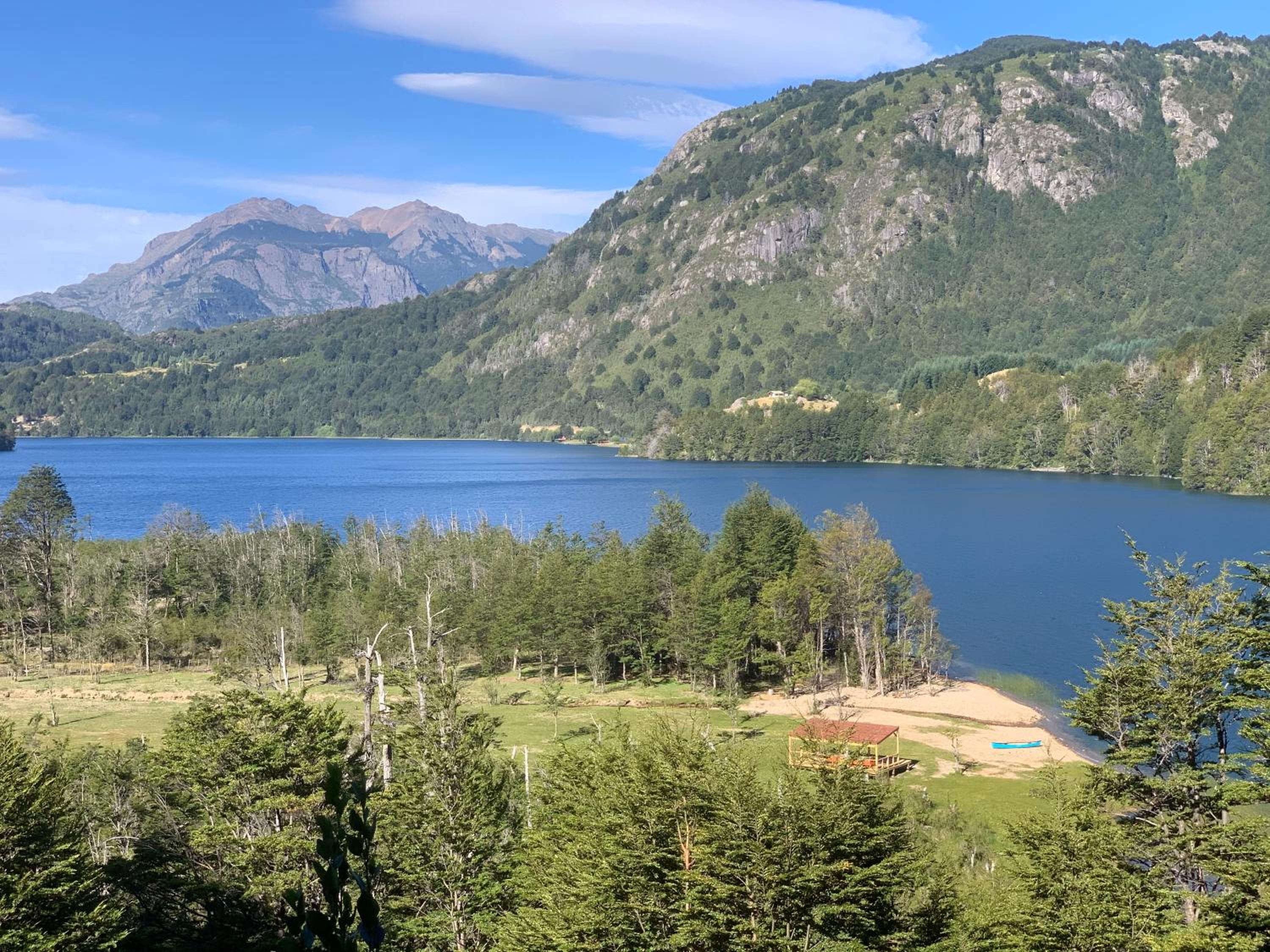 PATA LONCONAO Lake House