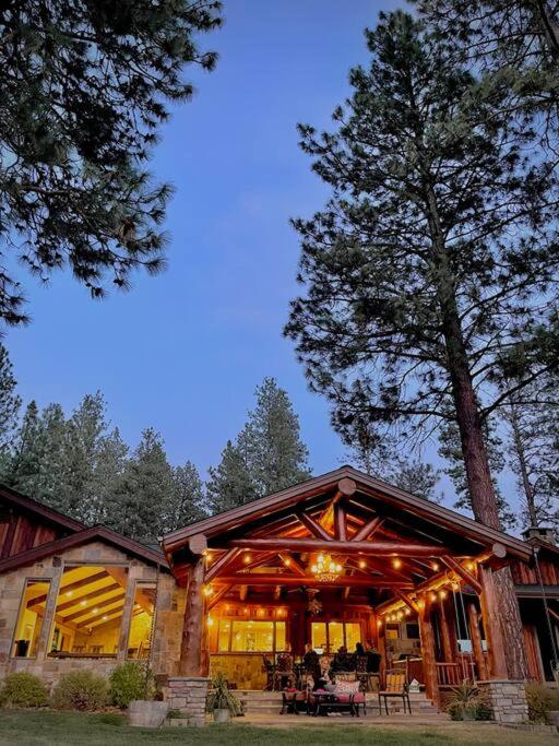 Longing for solitude and post card views? view 5