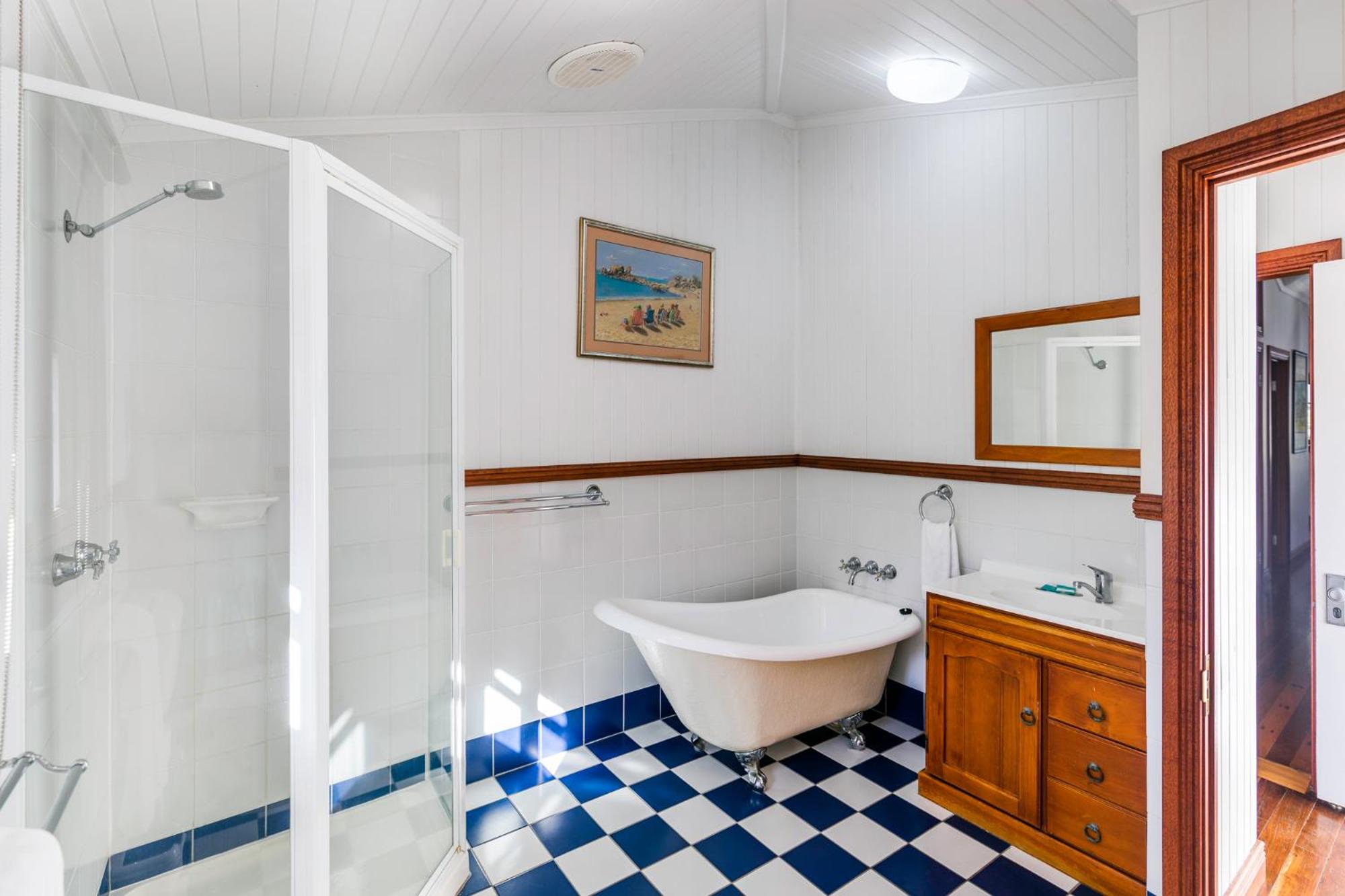 Island Adventure Holiday House