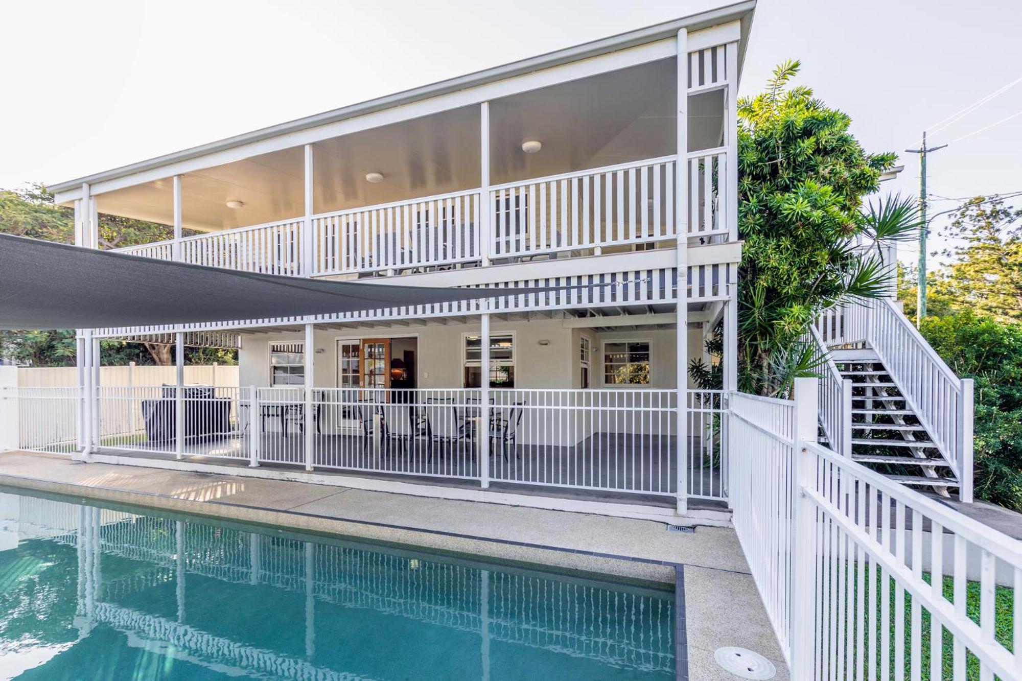 Island Adventure Holiday House