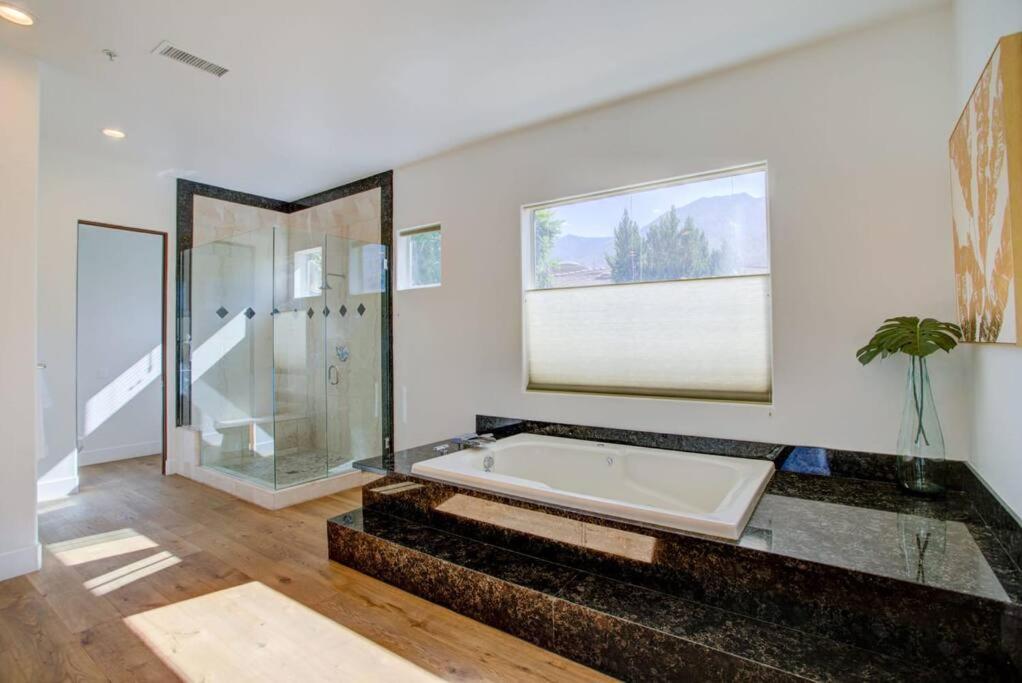 Luxury Palm Springs Retreat w/ Heated Pool & Spa view 3
