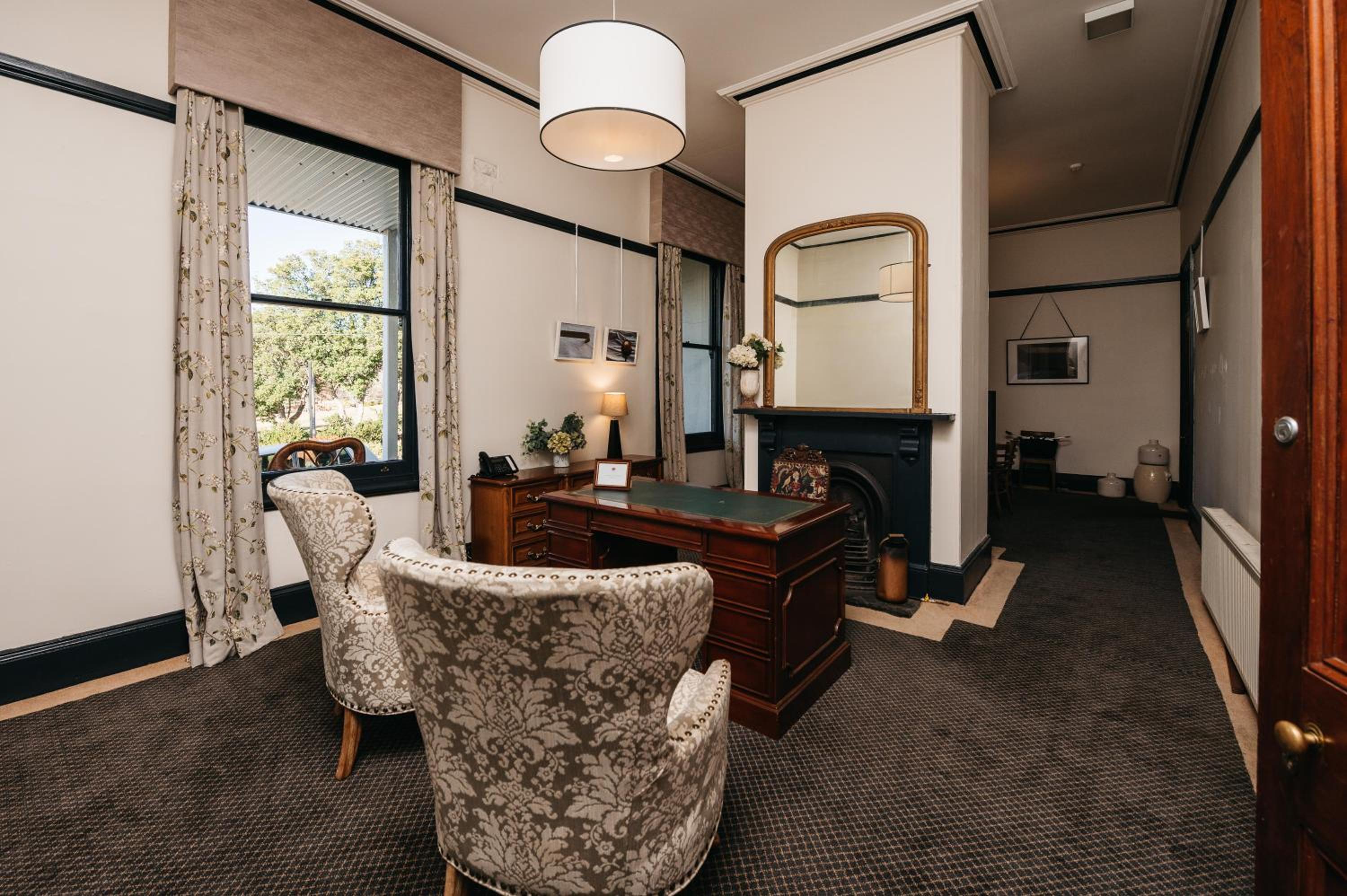 Hotel Etico at Mount Victoria Manor