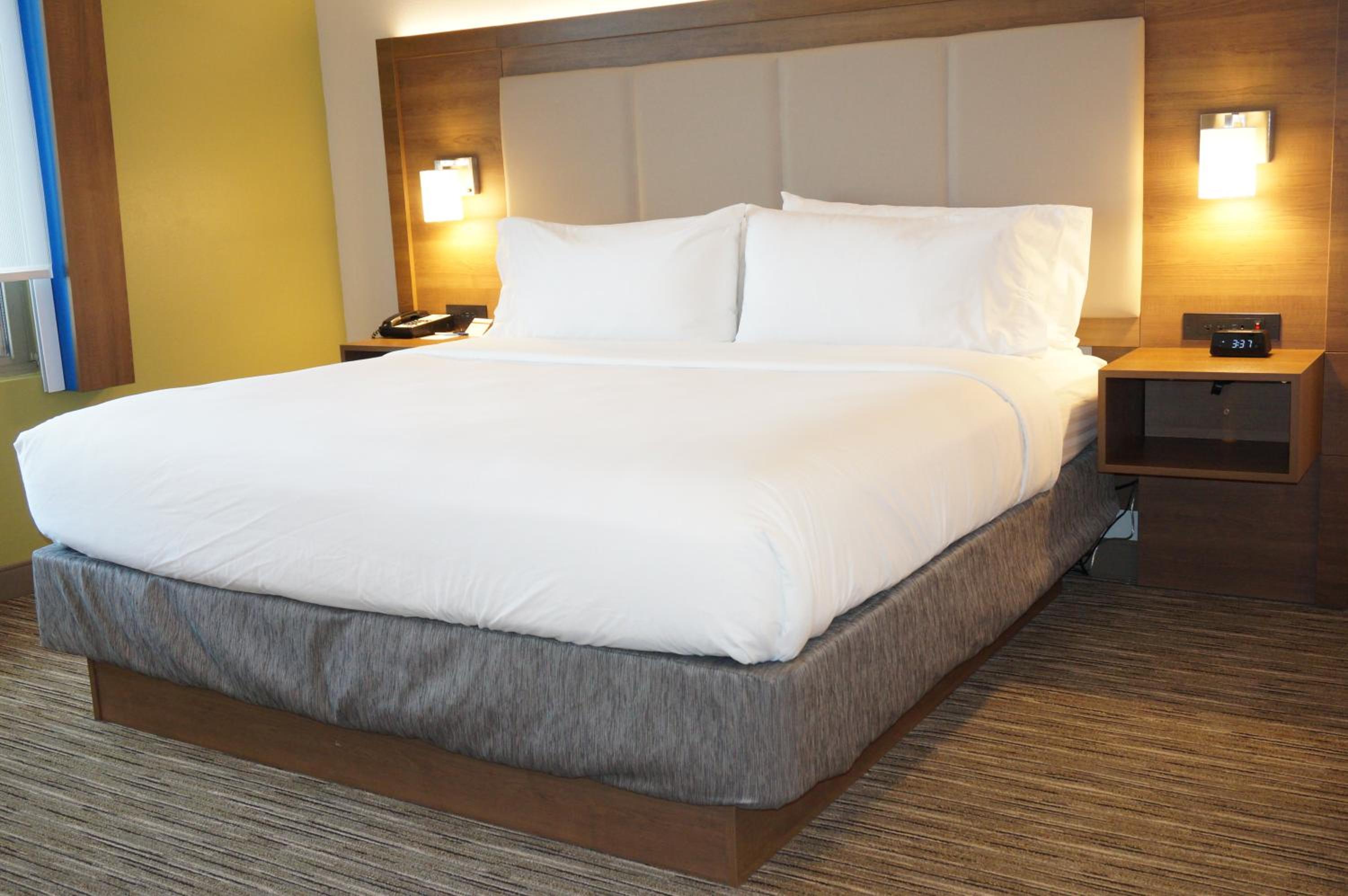 Holiday Inn Express Fremont - Milpitas Central, an IHG Hotel - Property Image 92