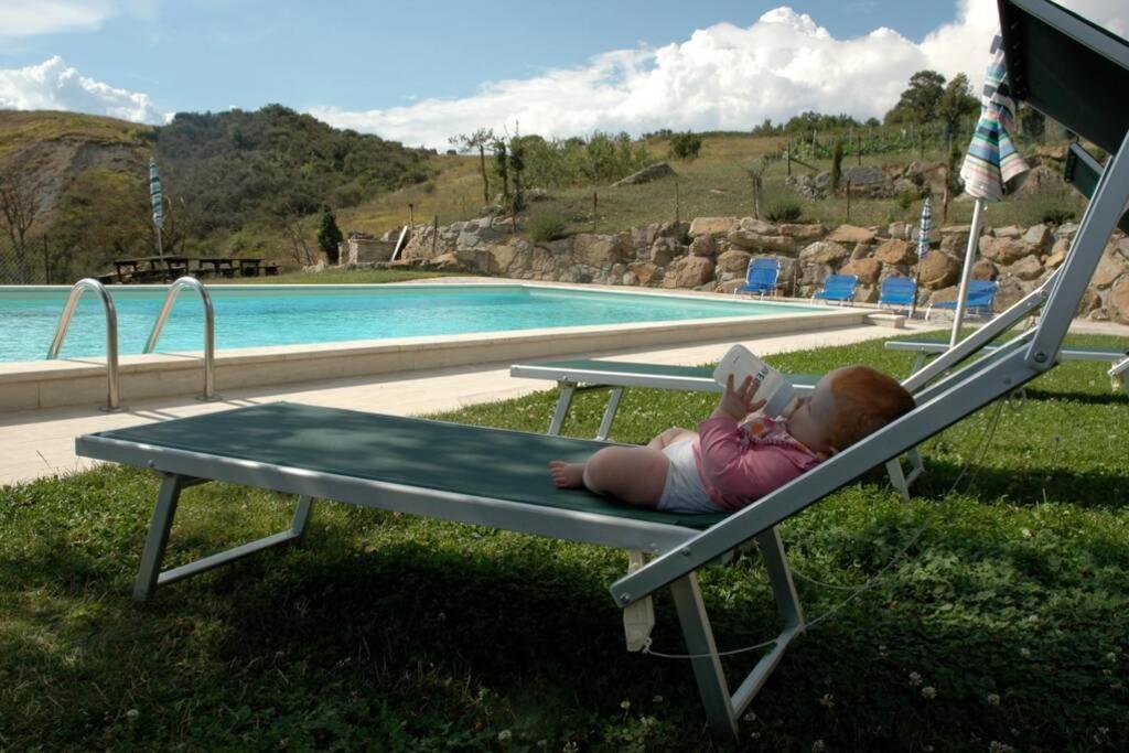 Cottage Assolata overlooking the Orcia valley in Tuscany view 5
