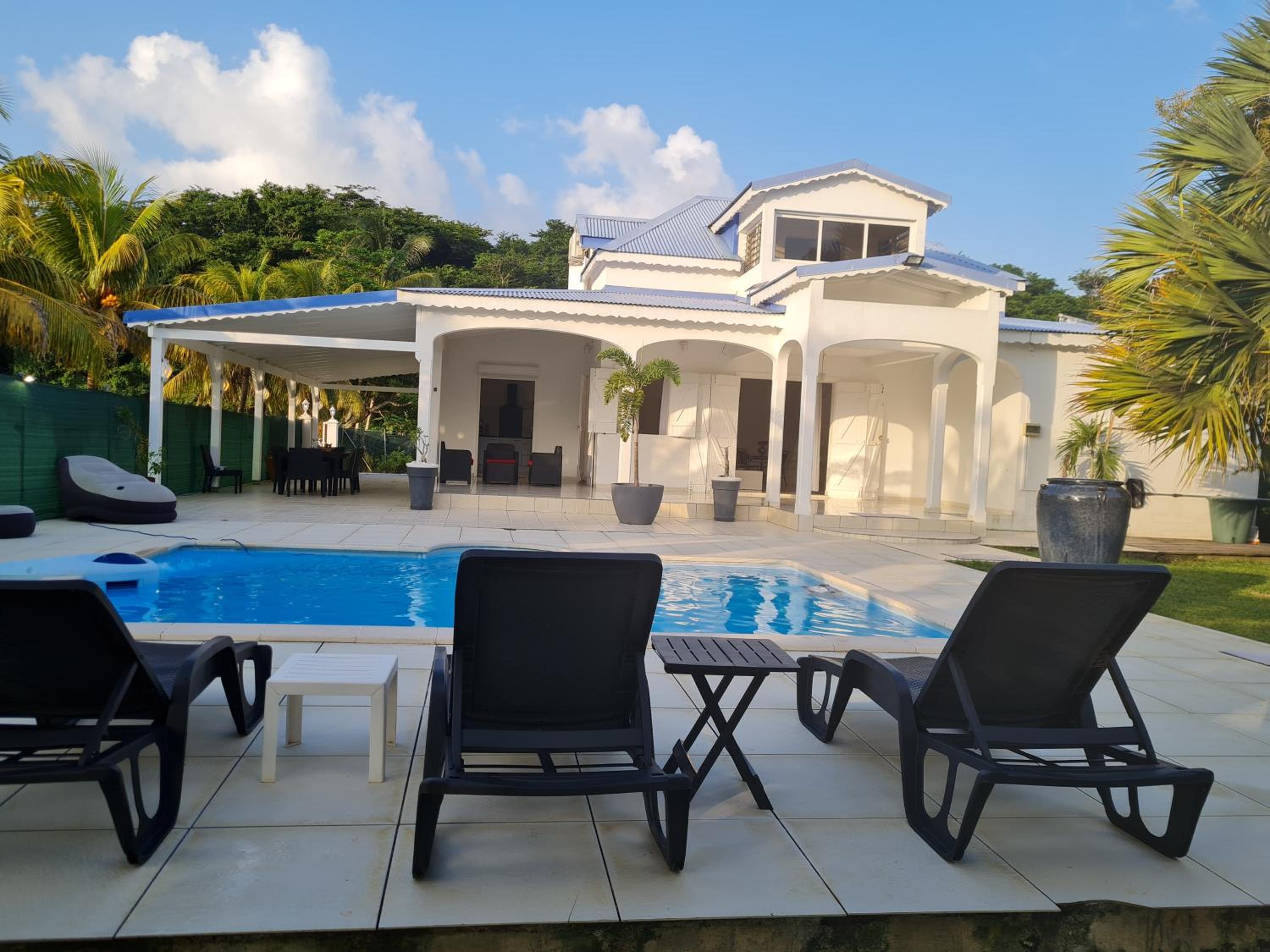 Villa Lawrencia