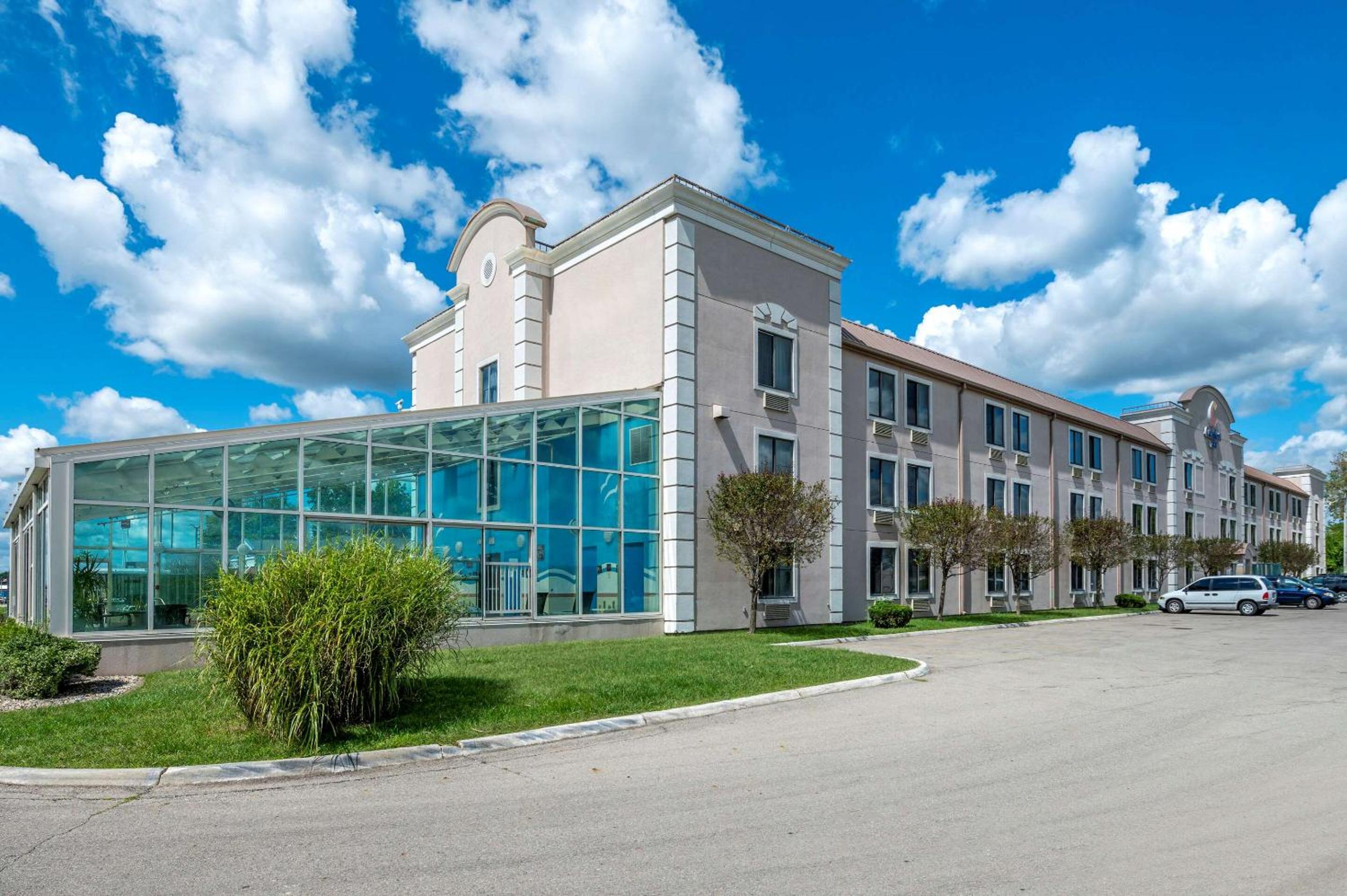 Muncie Vacations - Comfort Inn Anderson South - Property Image 5