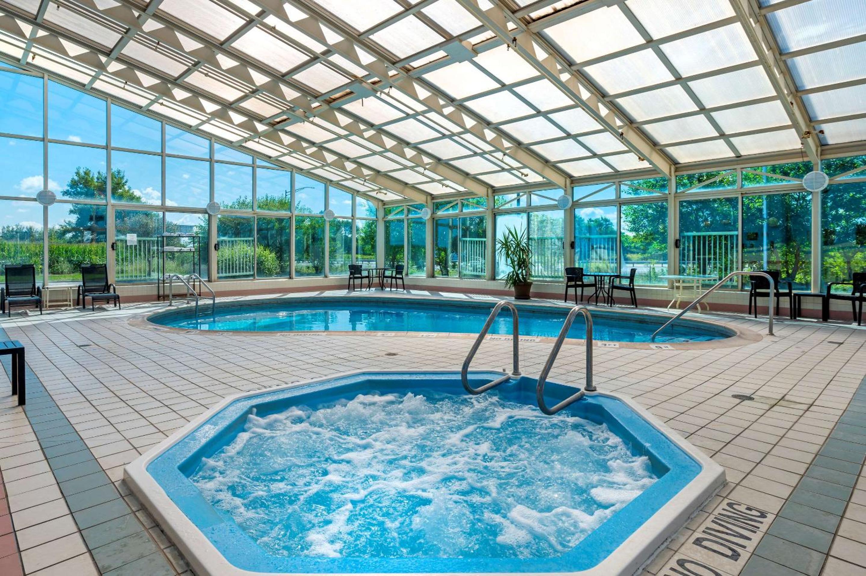 Anderson Vacations - Comfort Inn Anderson South - Property Image 12