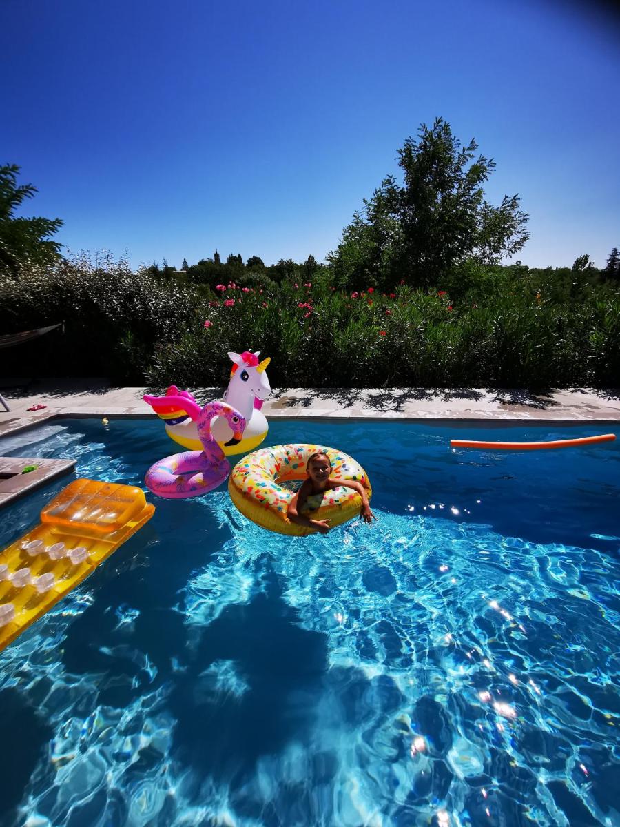 Magnifique gite en pierres 6 personnes avec piscine privee Ardeche plein sud view 3
