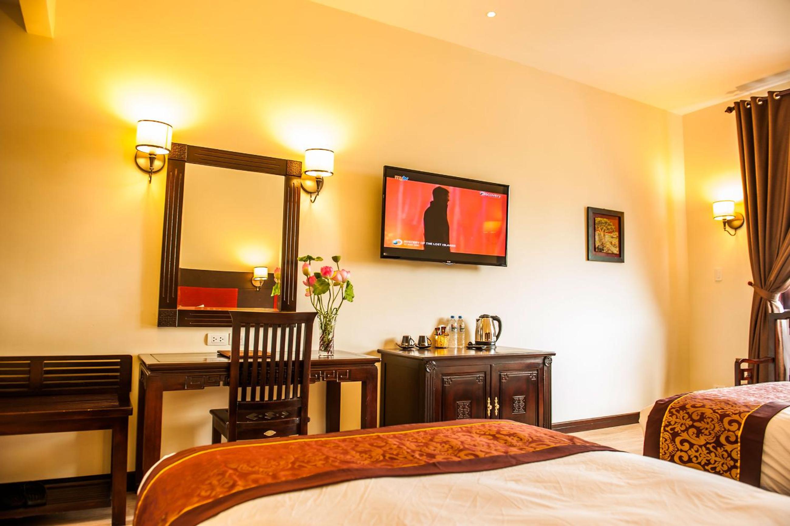 hotel room