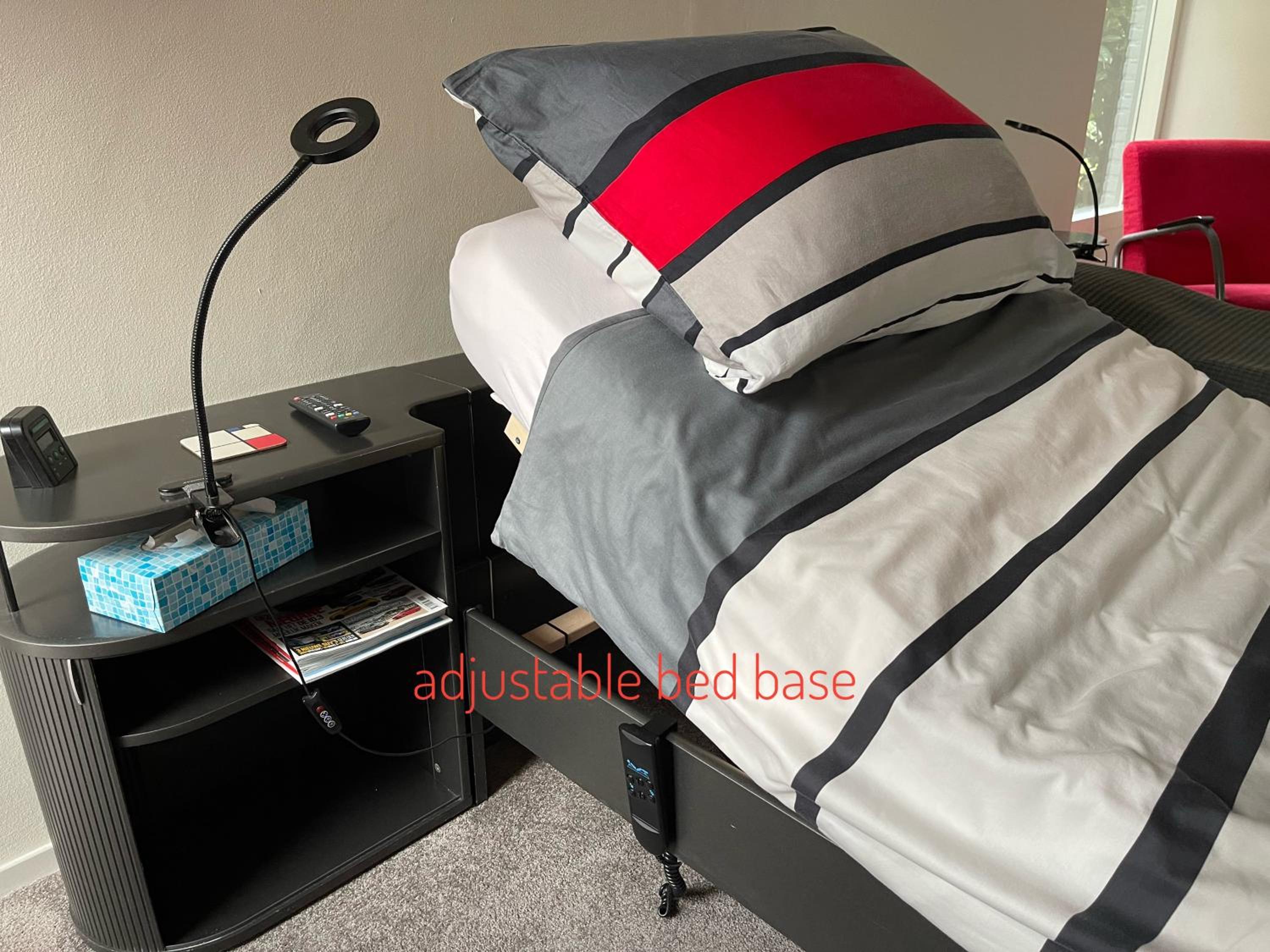 Photo 8
