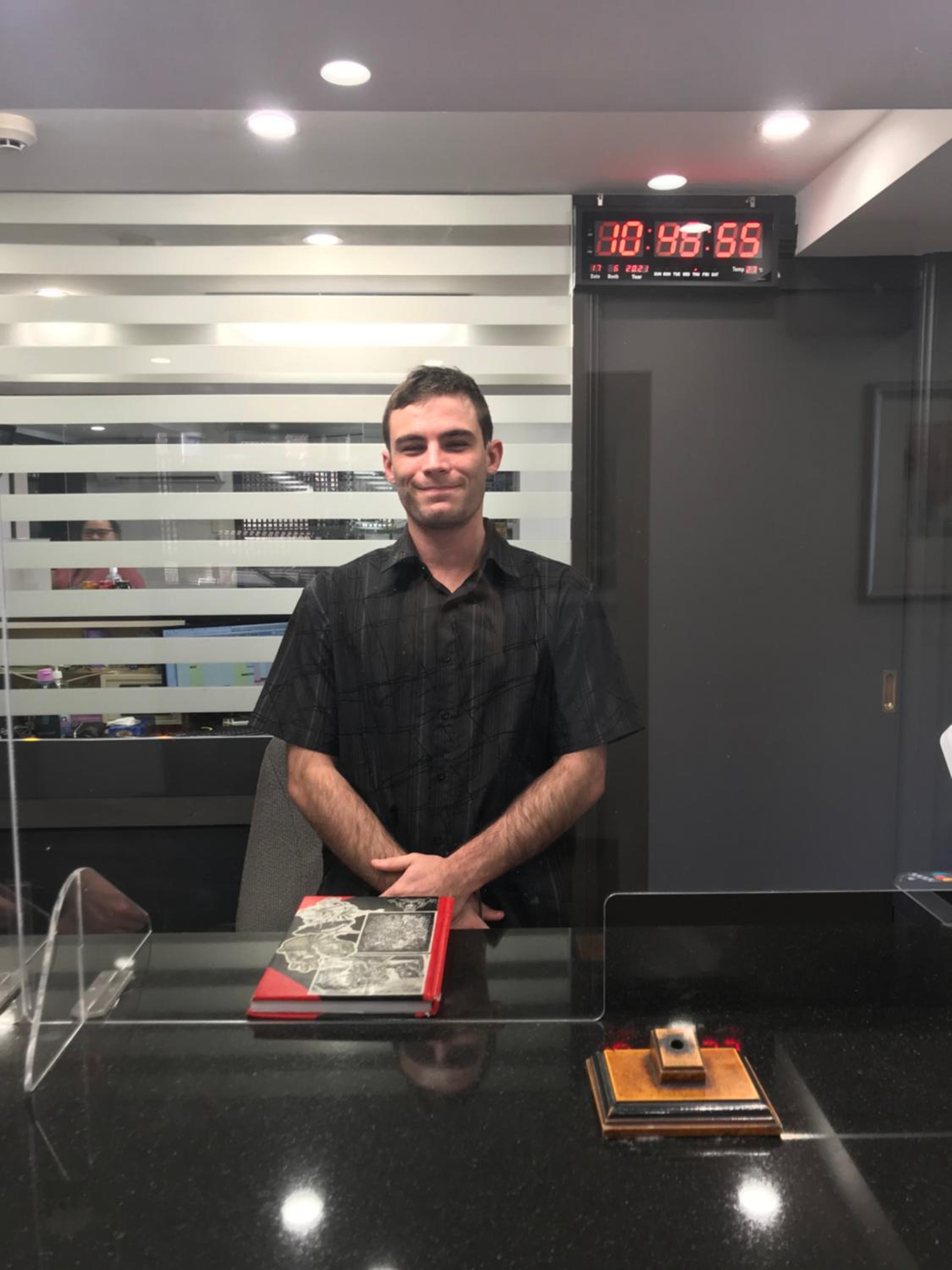 Edgecliff Lodge Motel