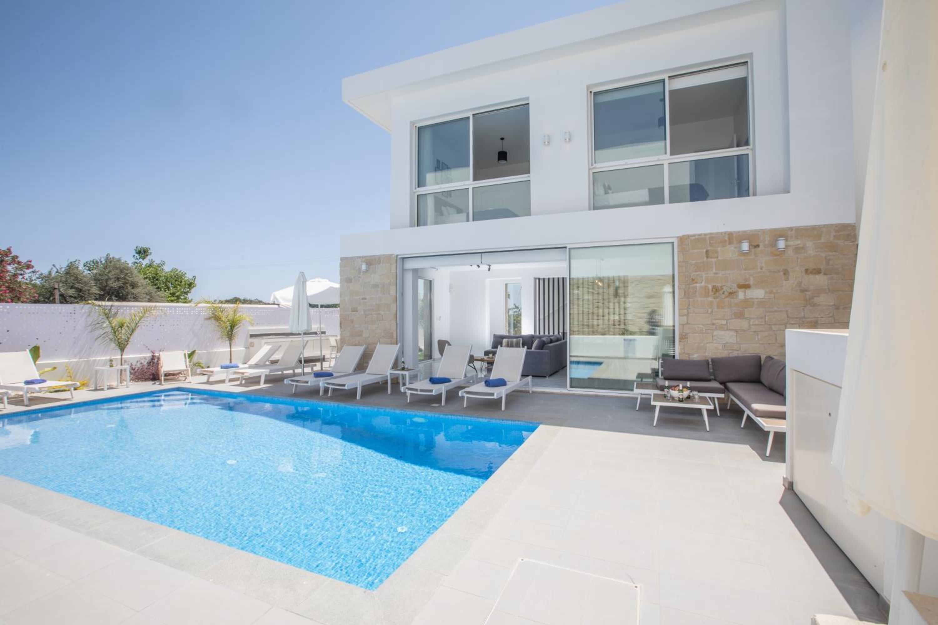 Vie Bleu Villas