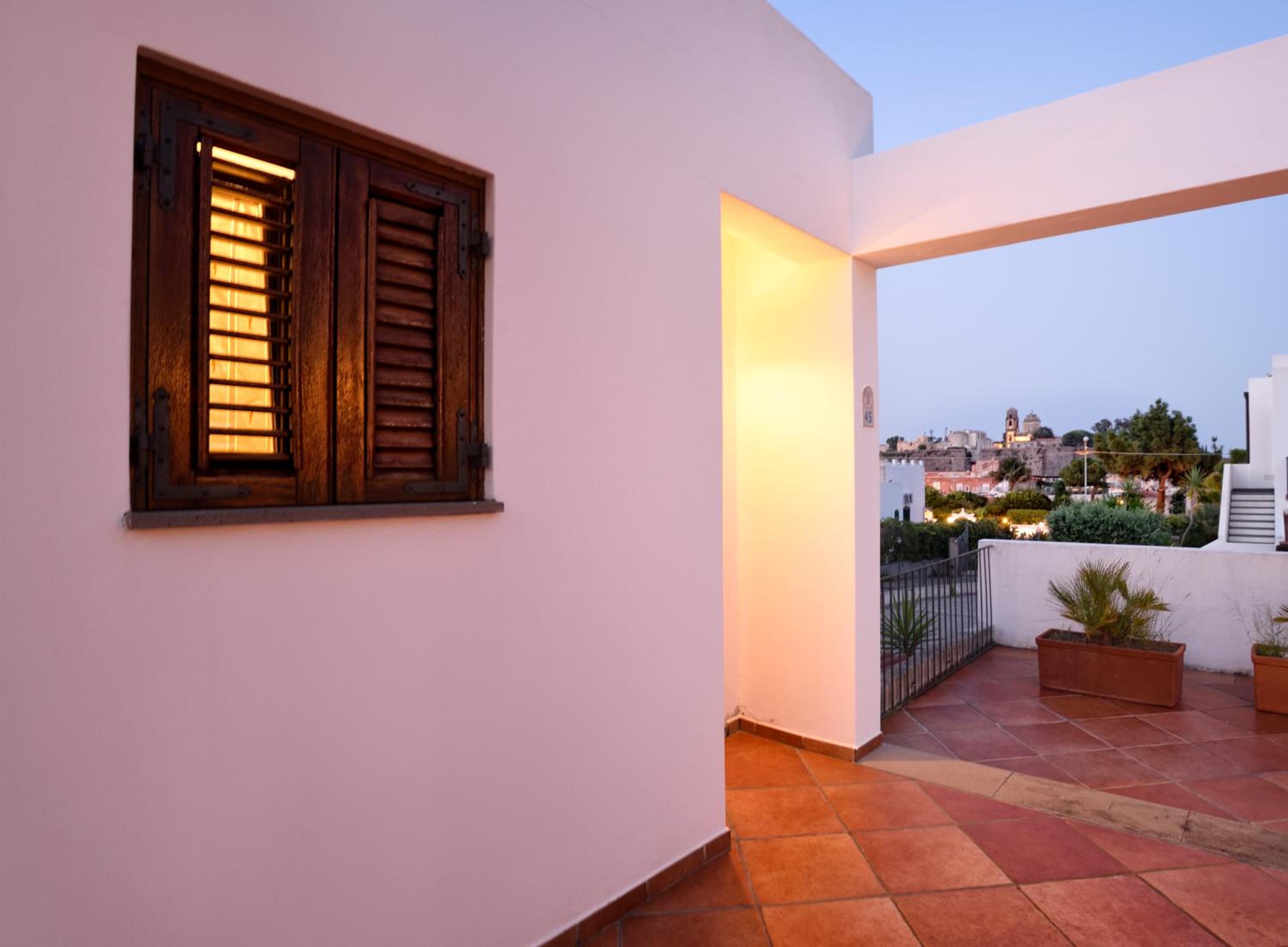 balcony