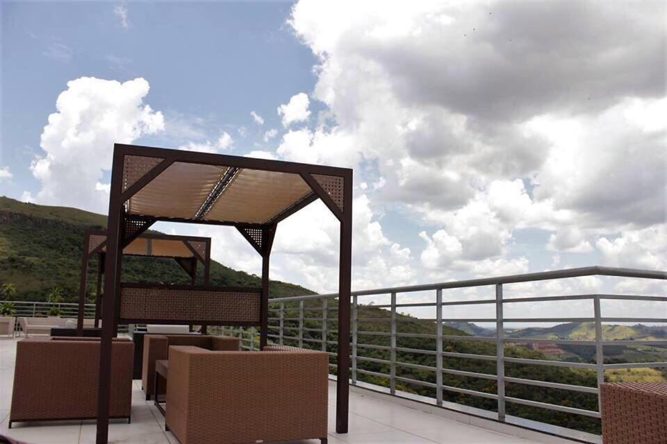 MIRANTE DE ESCARPAS 1704