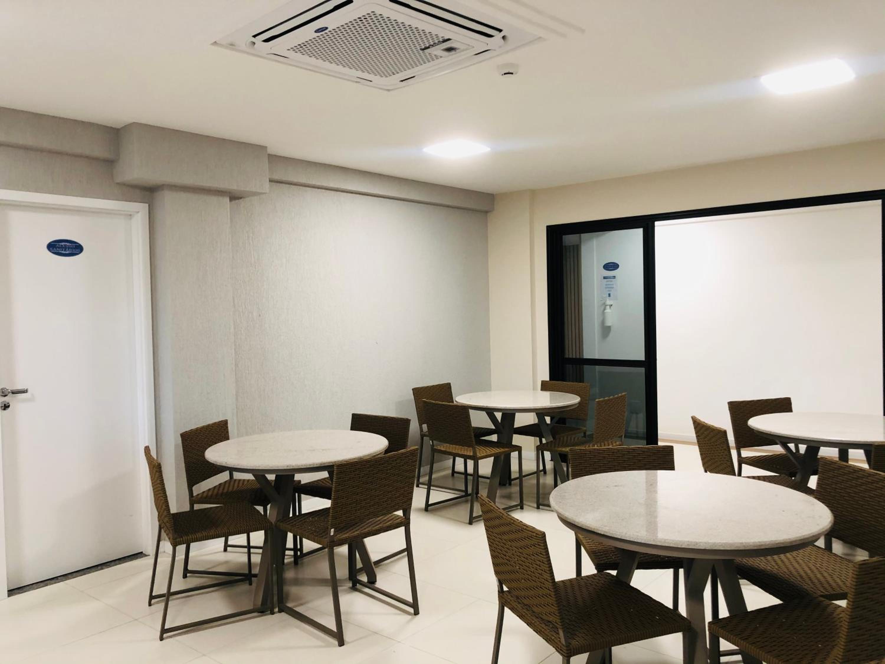 Apartamento em Guarajuba, BAHIA 2 Tudo Novinho e Finamente Decorado