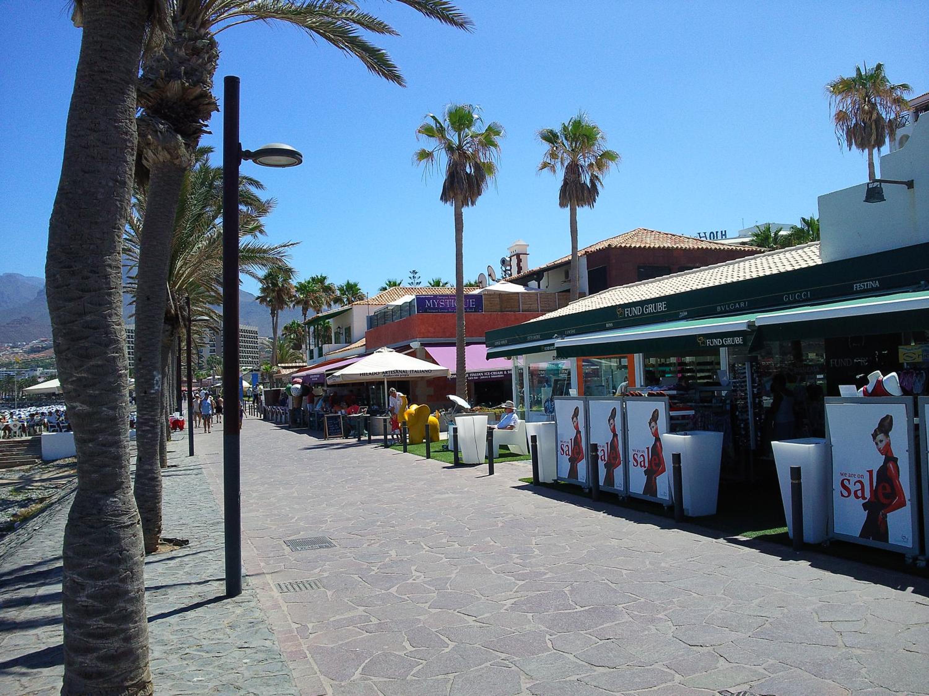 Photo 12