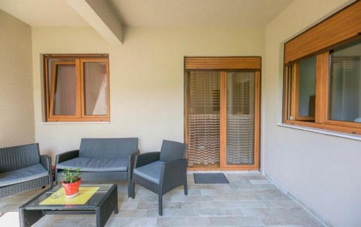 Apartman Melaiv