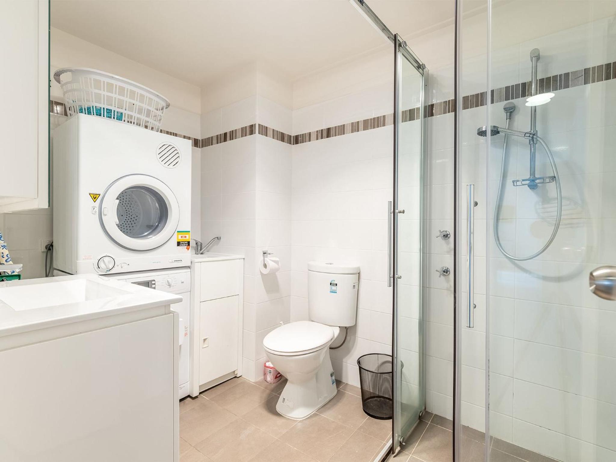 4 Bay Village 51 Shoal Bay Rd