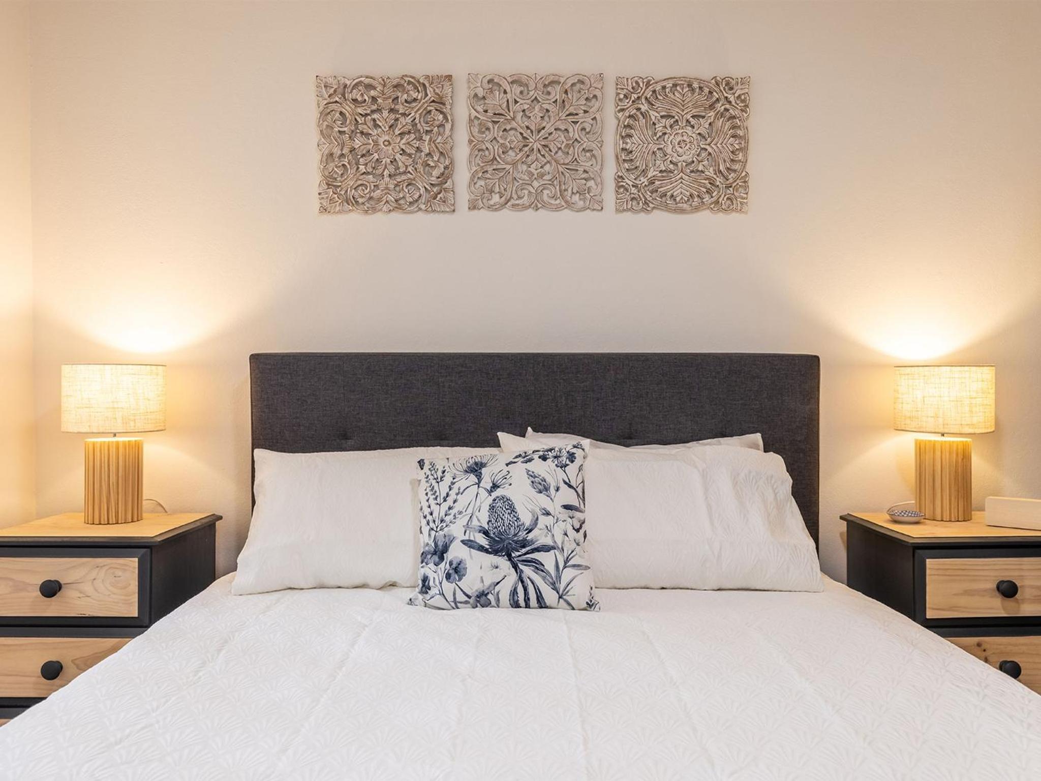 4 Bay Village 51 Shoal Bay Rd