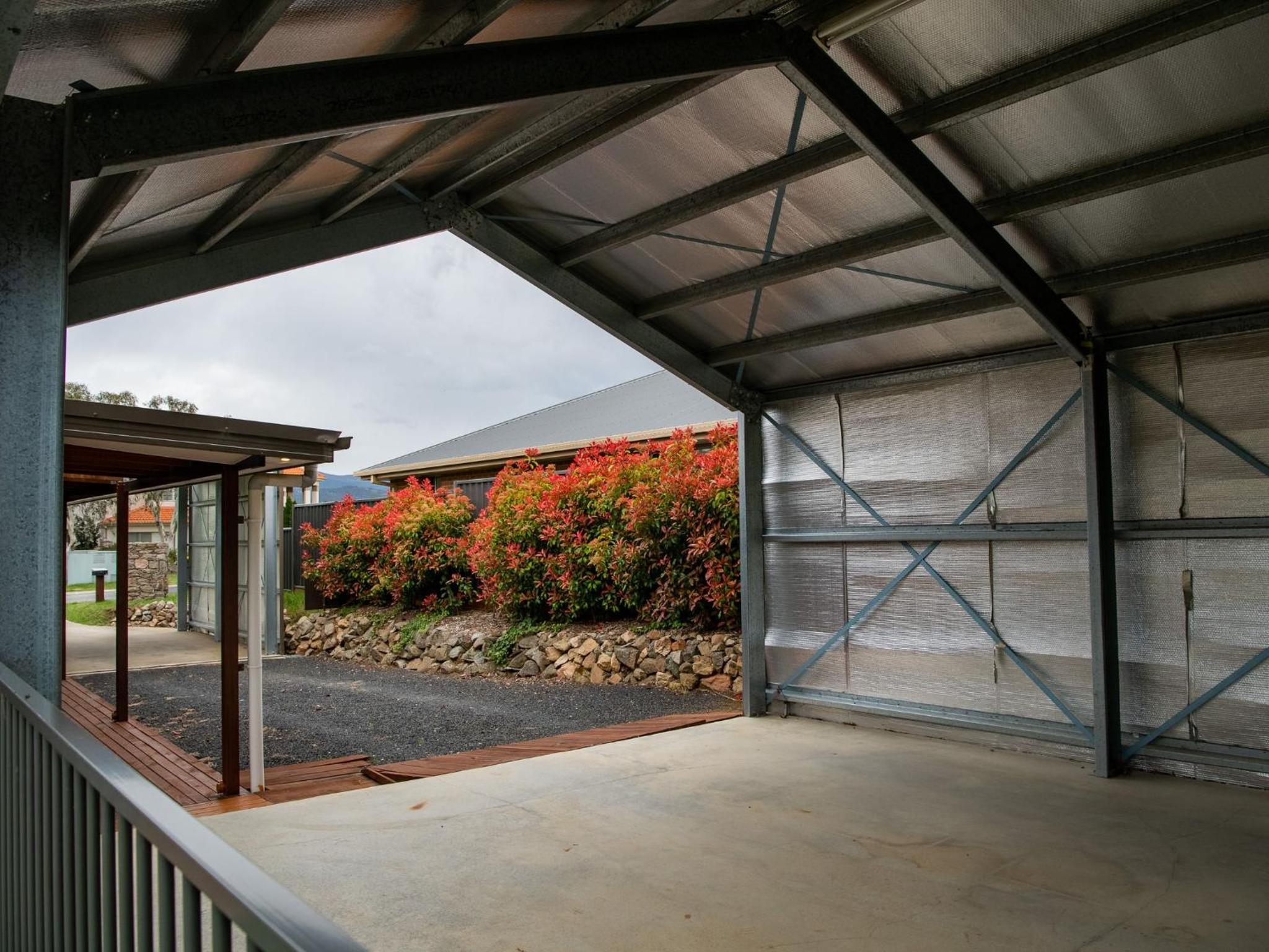 Jillamatong 14 - 3BR House l Pet Friendly l Fenced Backyard l WiFi