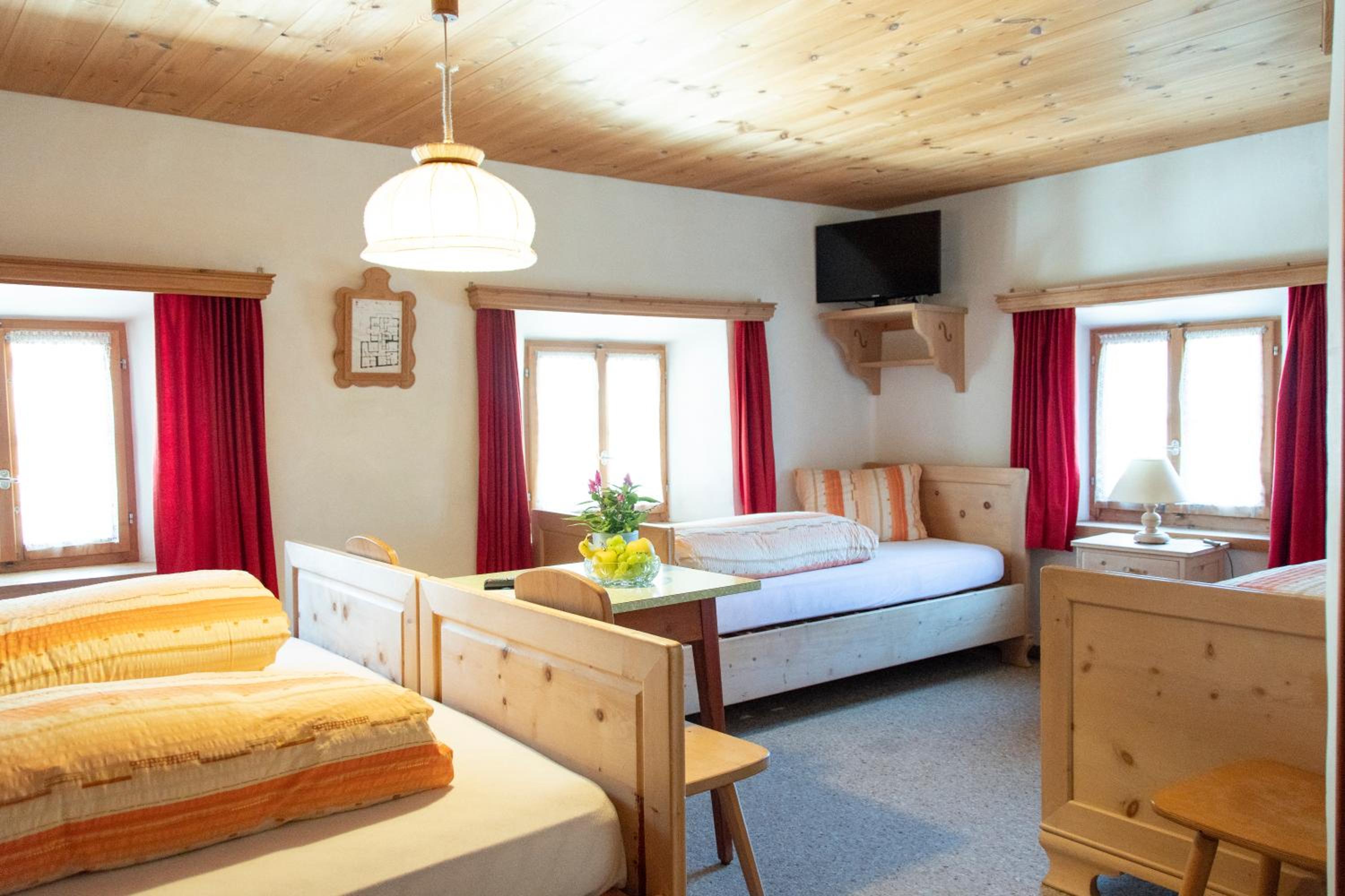 Alpina Hotel-Apartments