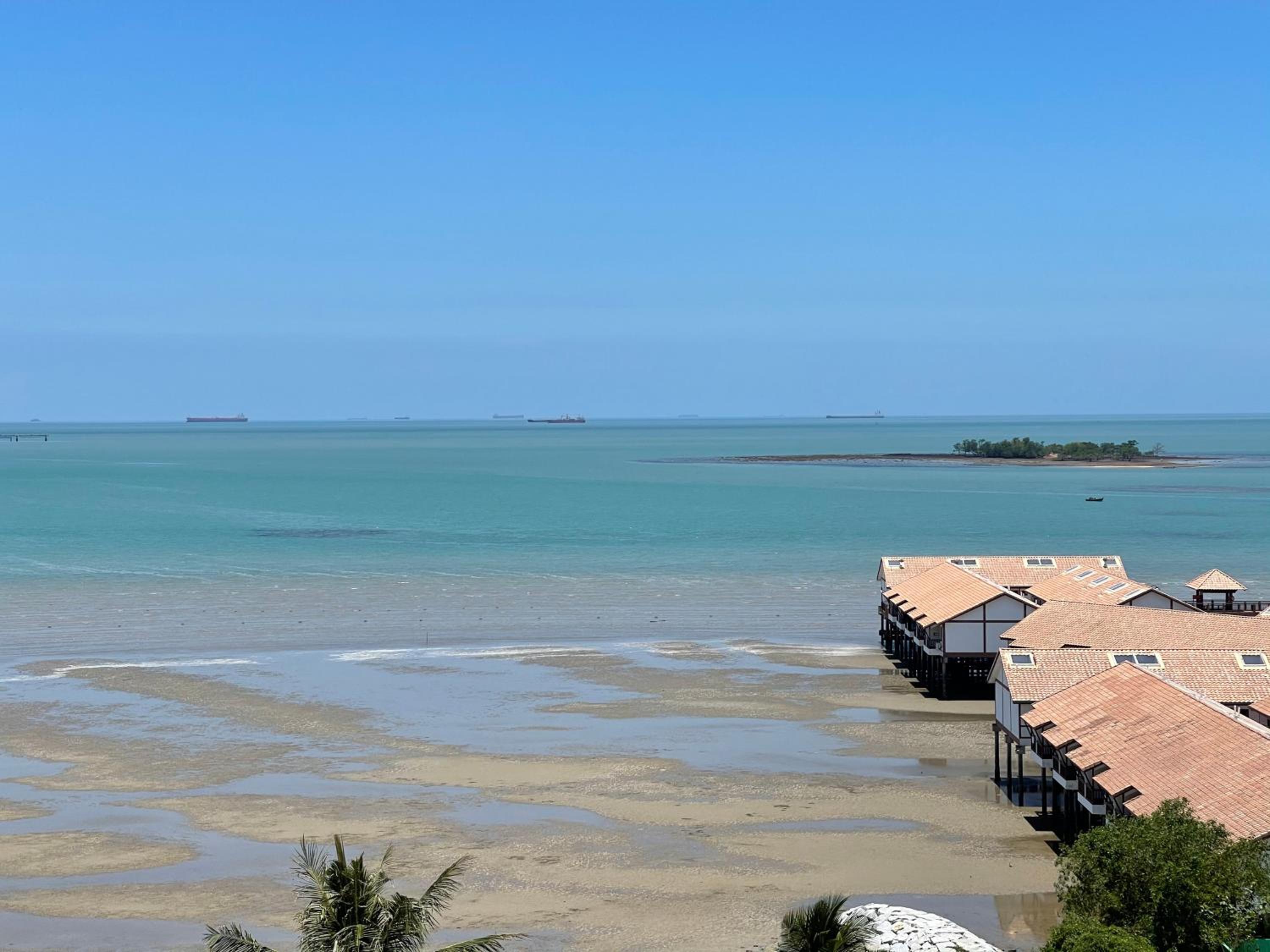 GLORY BEACH RESORT NICE SEAVIEW HIGH STANDARD 3 BEDROOM photo 8