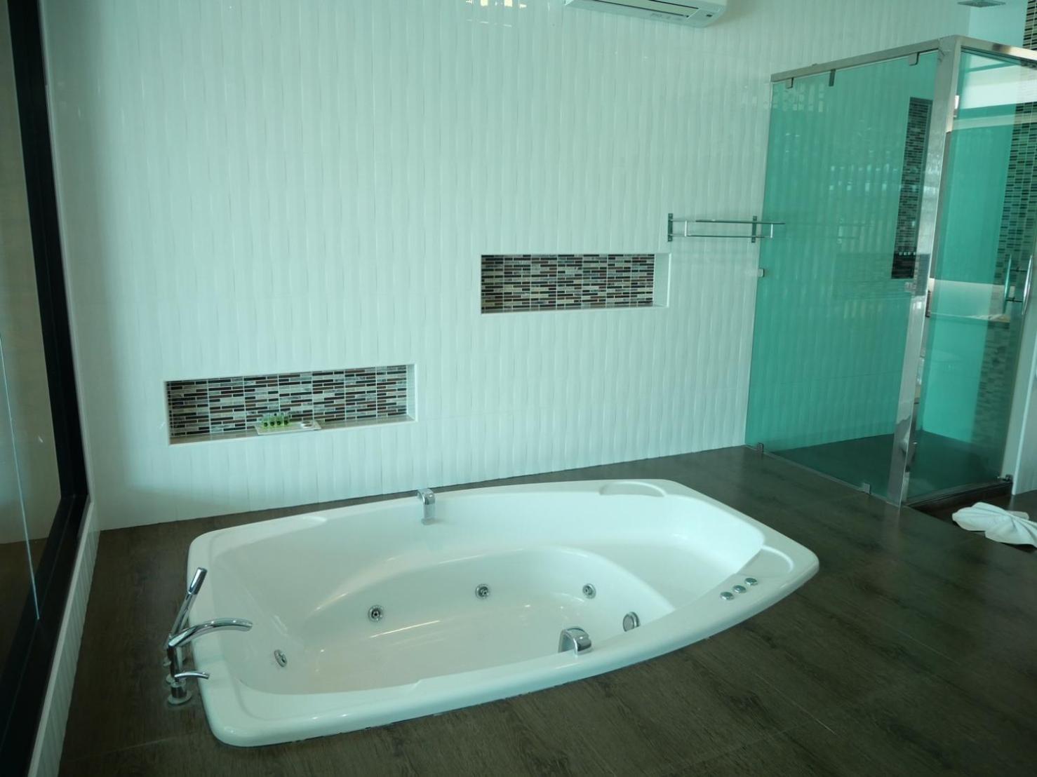 Mountain Resort Koh Lipe