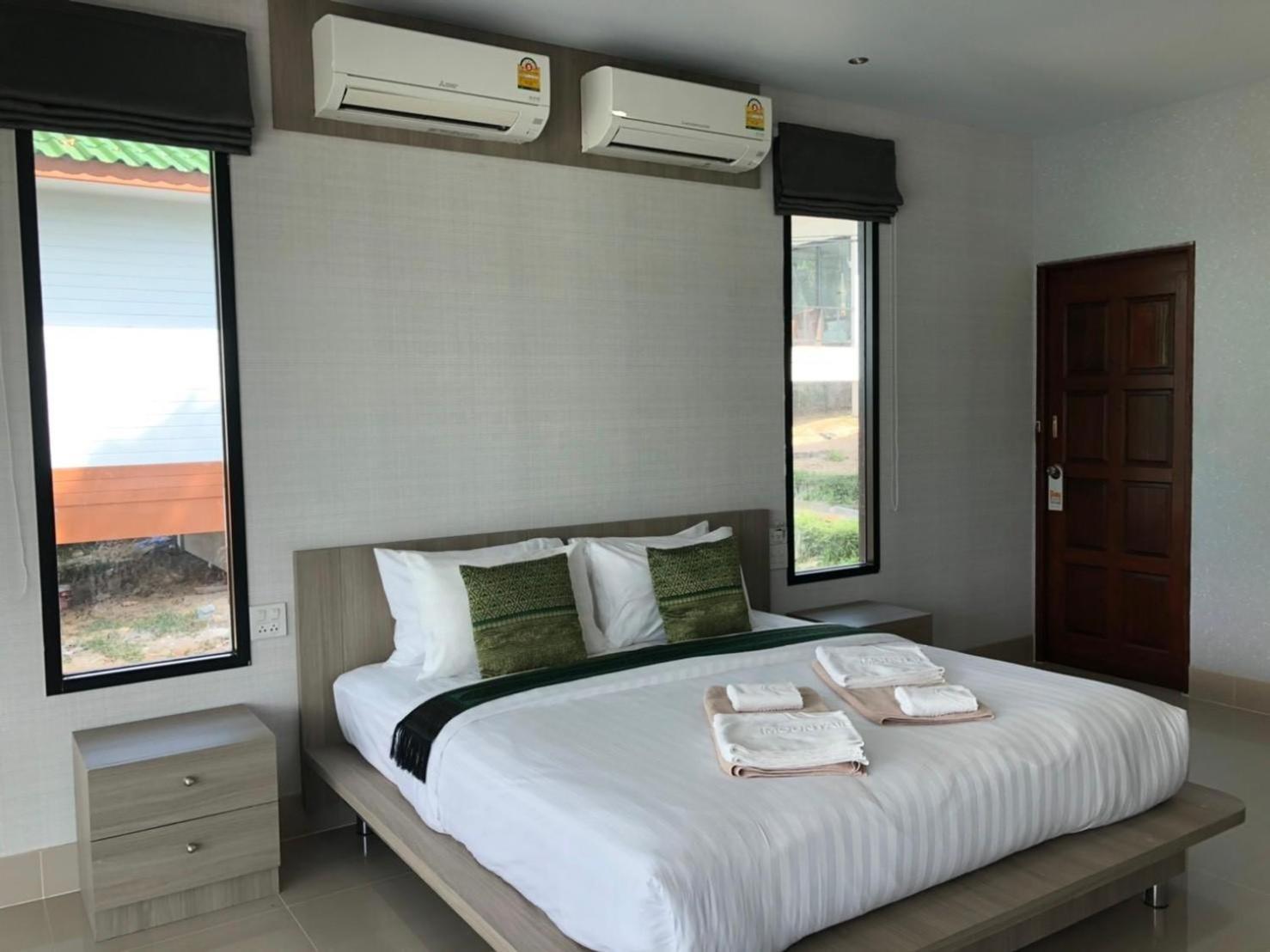 Mountain Resort Koh Lipe