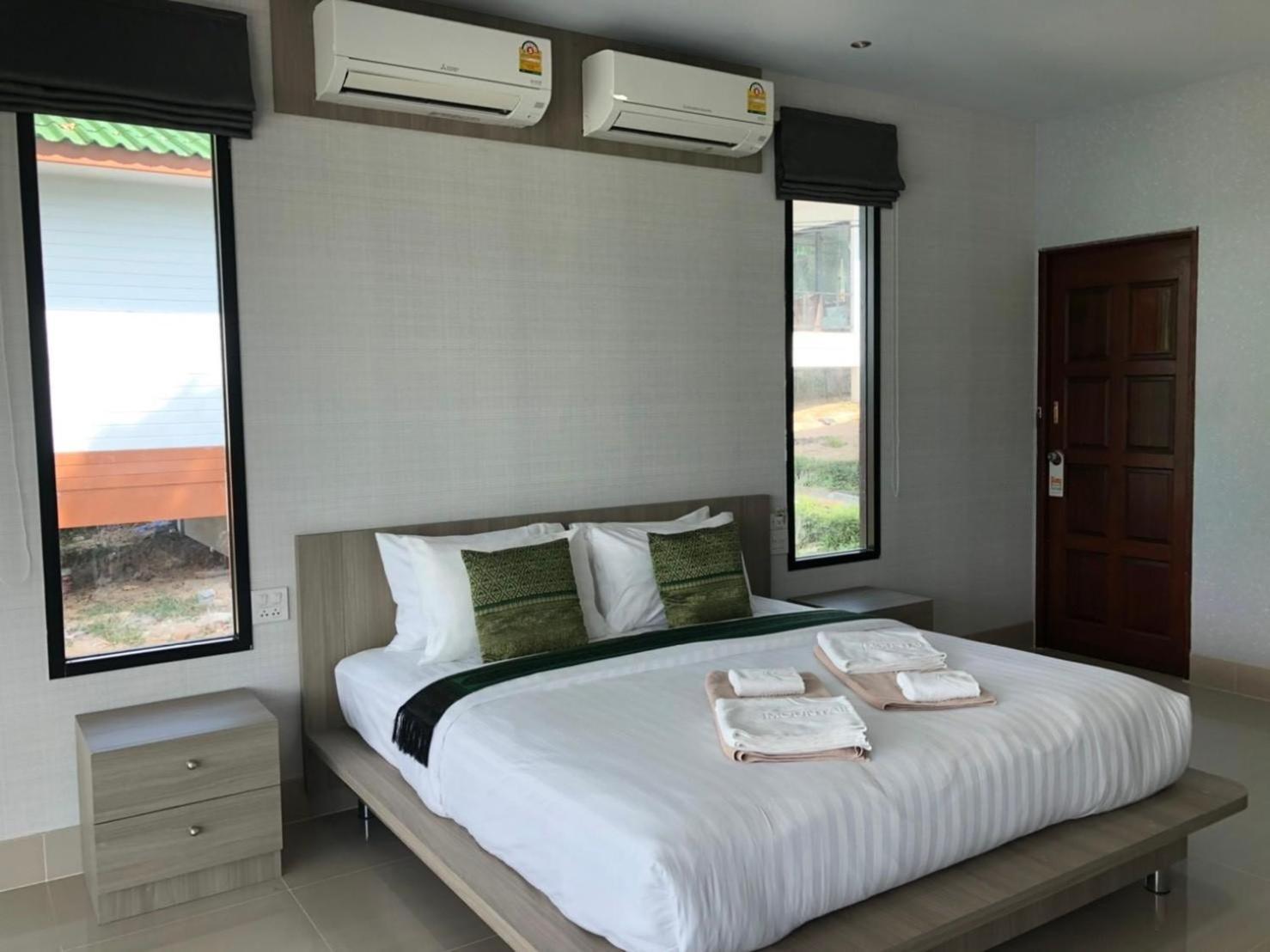 Mountain Resort Koh Lipe