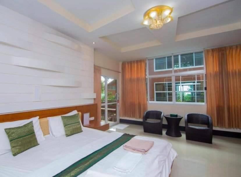 Mountain Resort Koh Lipe