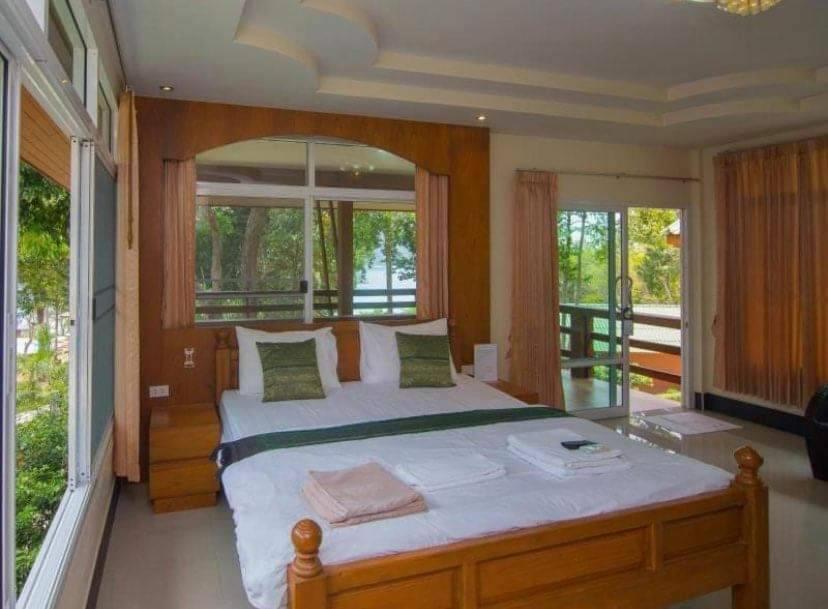 Mountain Resort Koh Lipe