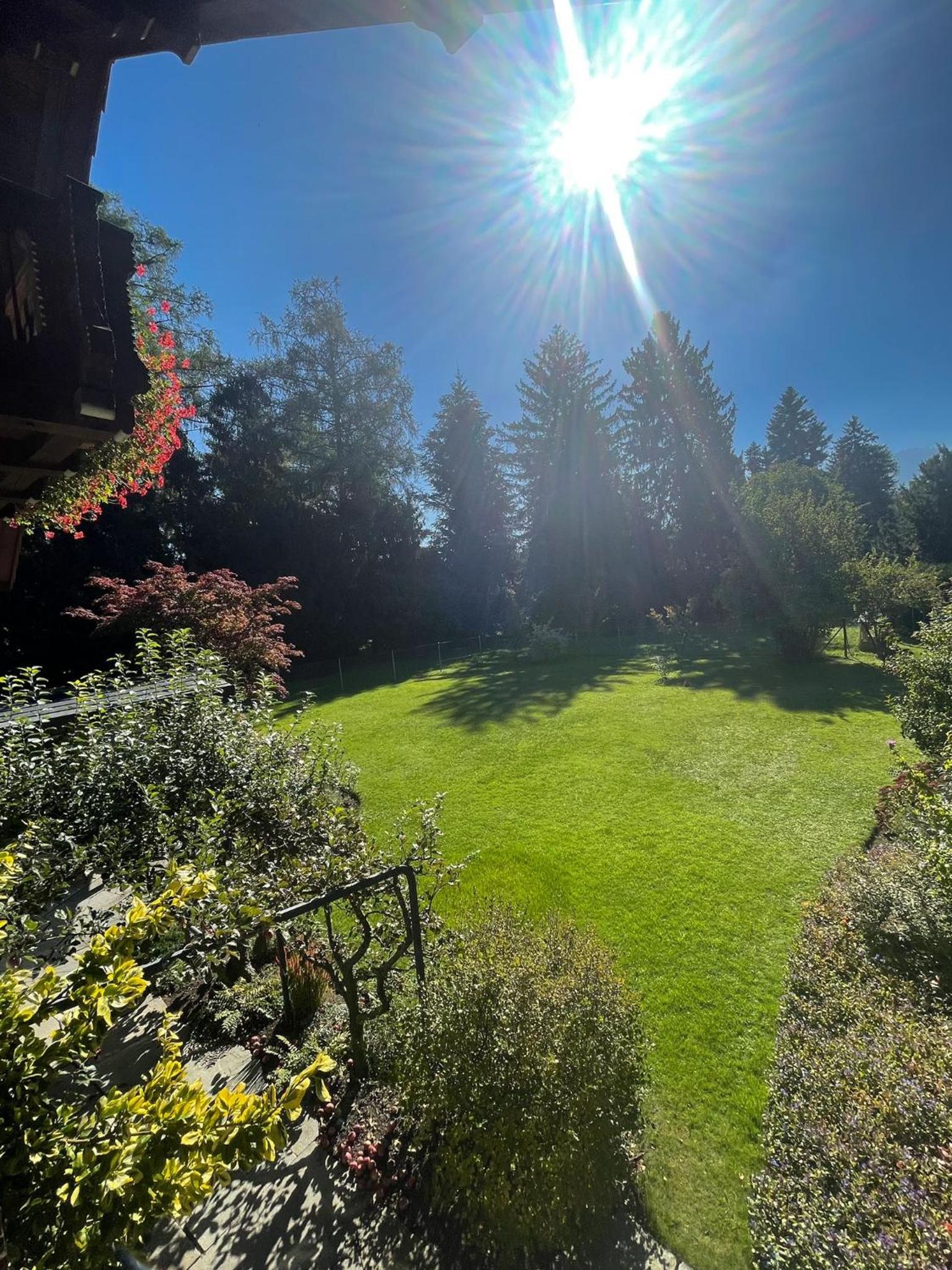 NEB-THUN LODGE`s Seehaus 1 Gwatt view 3