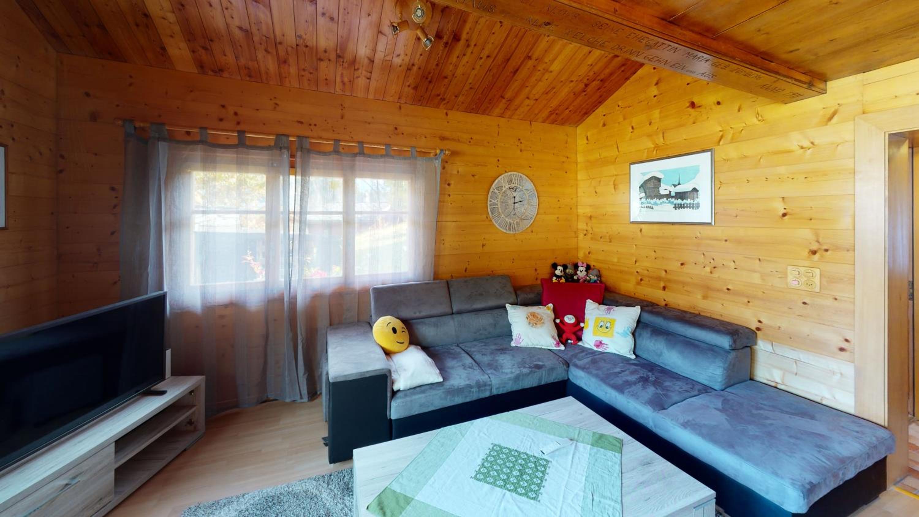 Chalet Leonie LE0 view 4