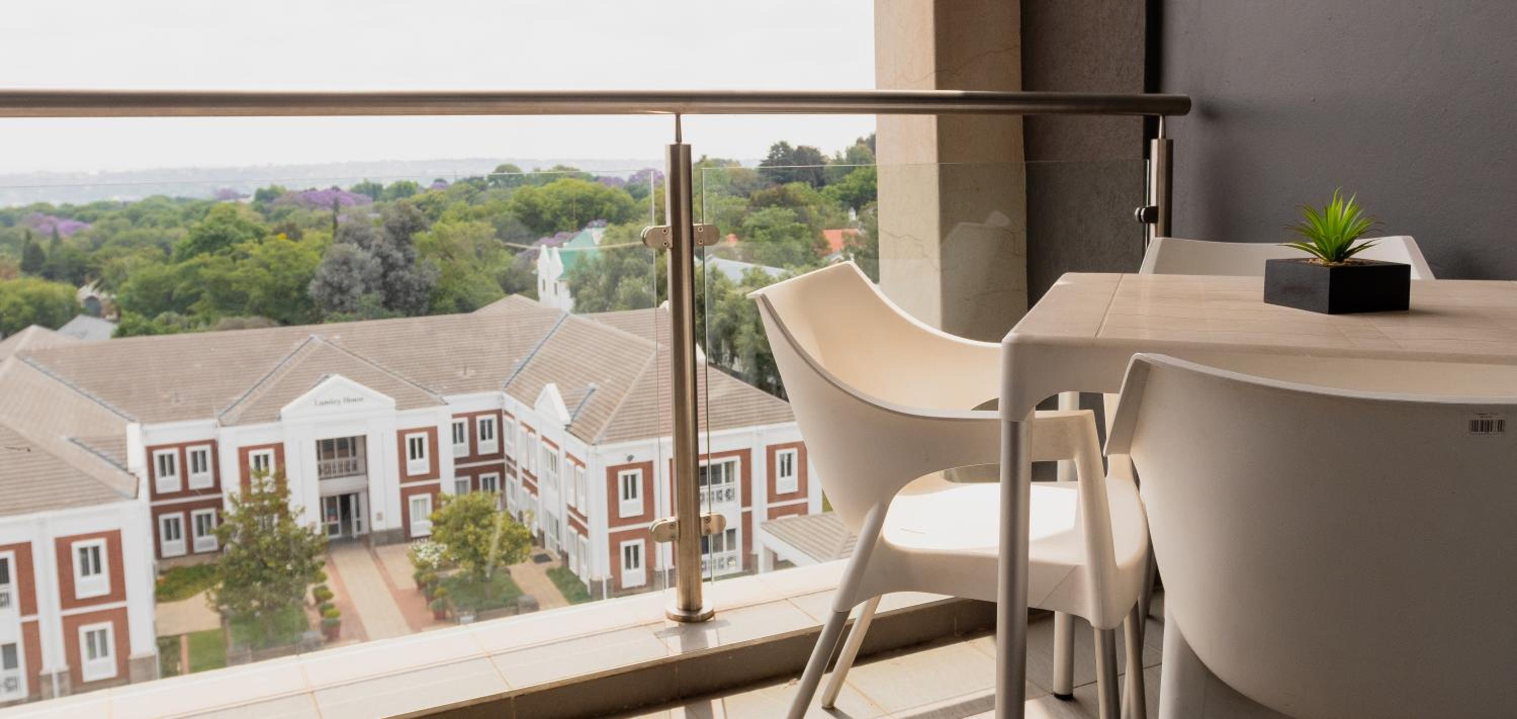 KMG Apartments at The Apex